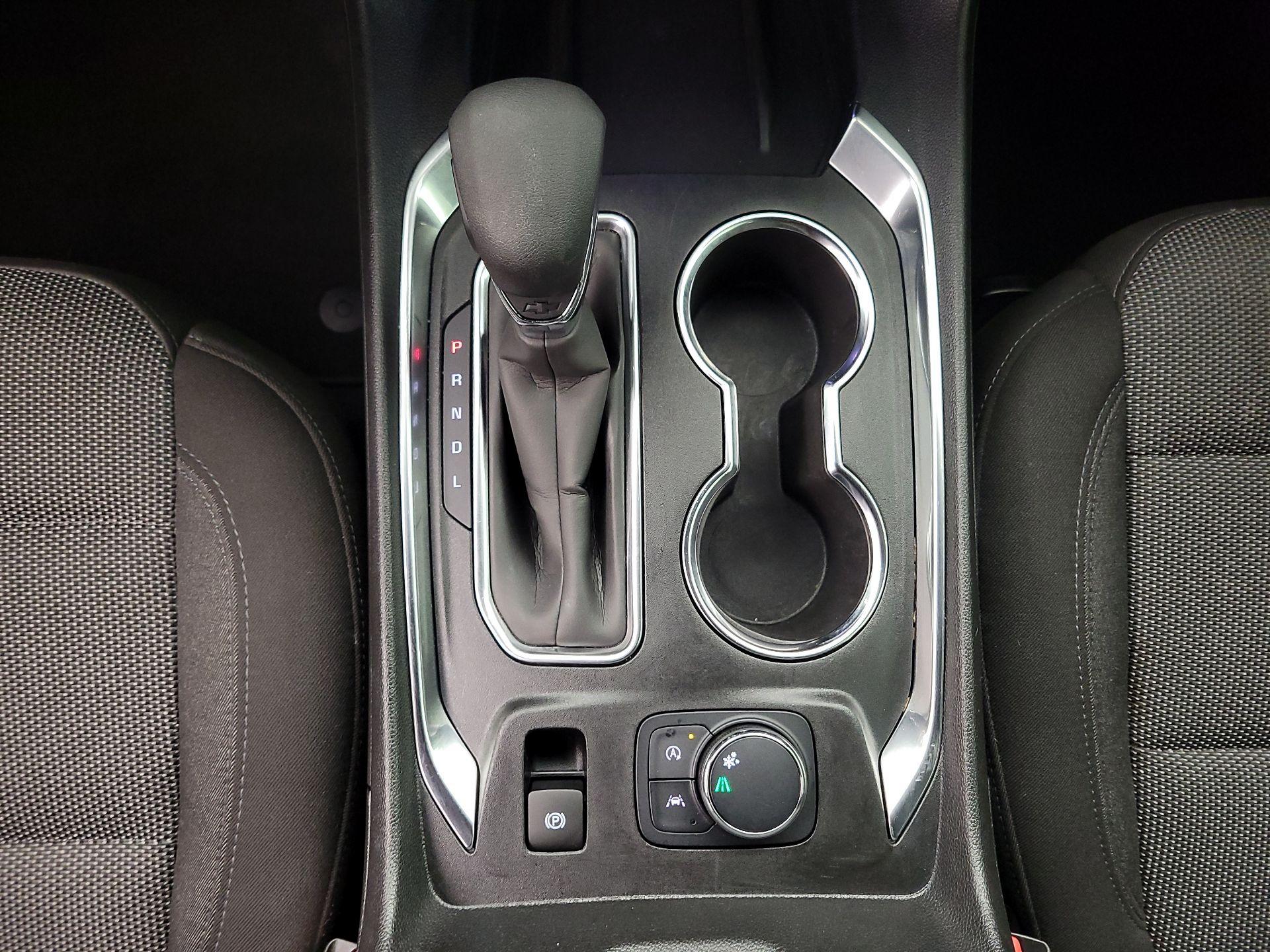 Thumbnail: 2023 Chevrolet Traverse - 17