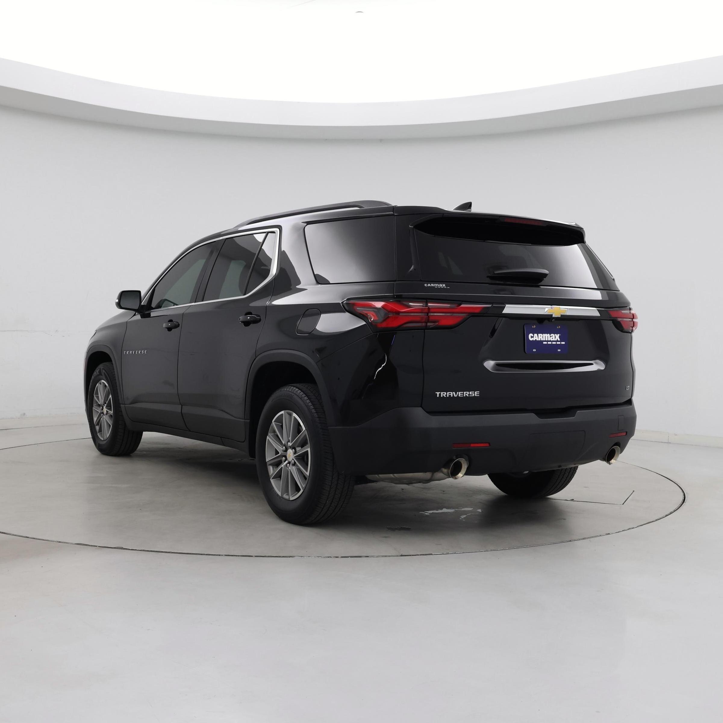 Thumbnail: 2023 Chevrolet Traverse - 2