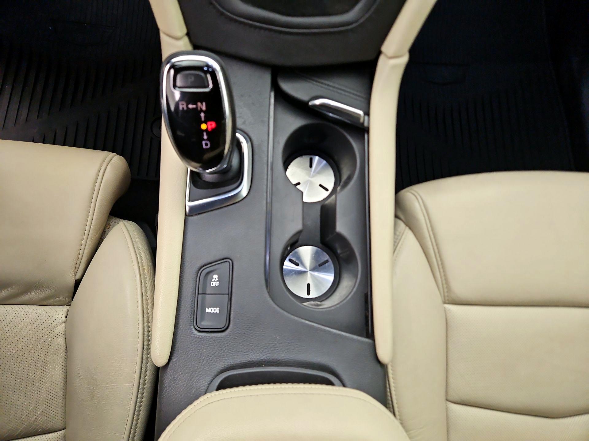 Thumbnail: 2017 Cadillac XT5 - 18