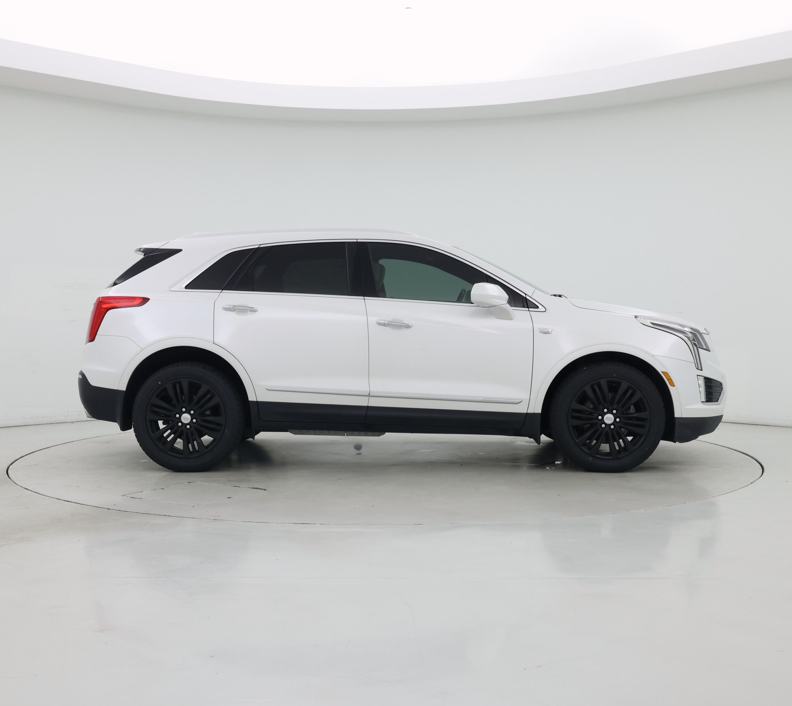 Thumbnail: 2017 Cadillac XT5 - 7