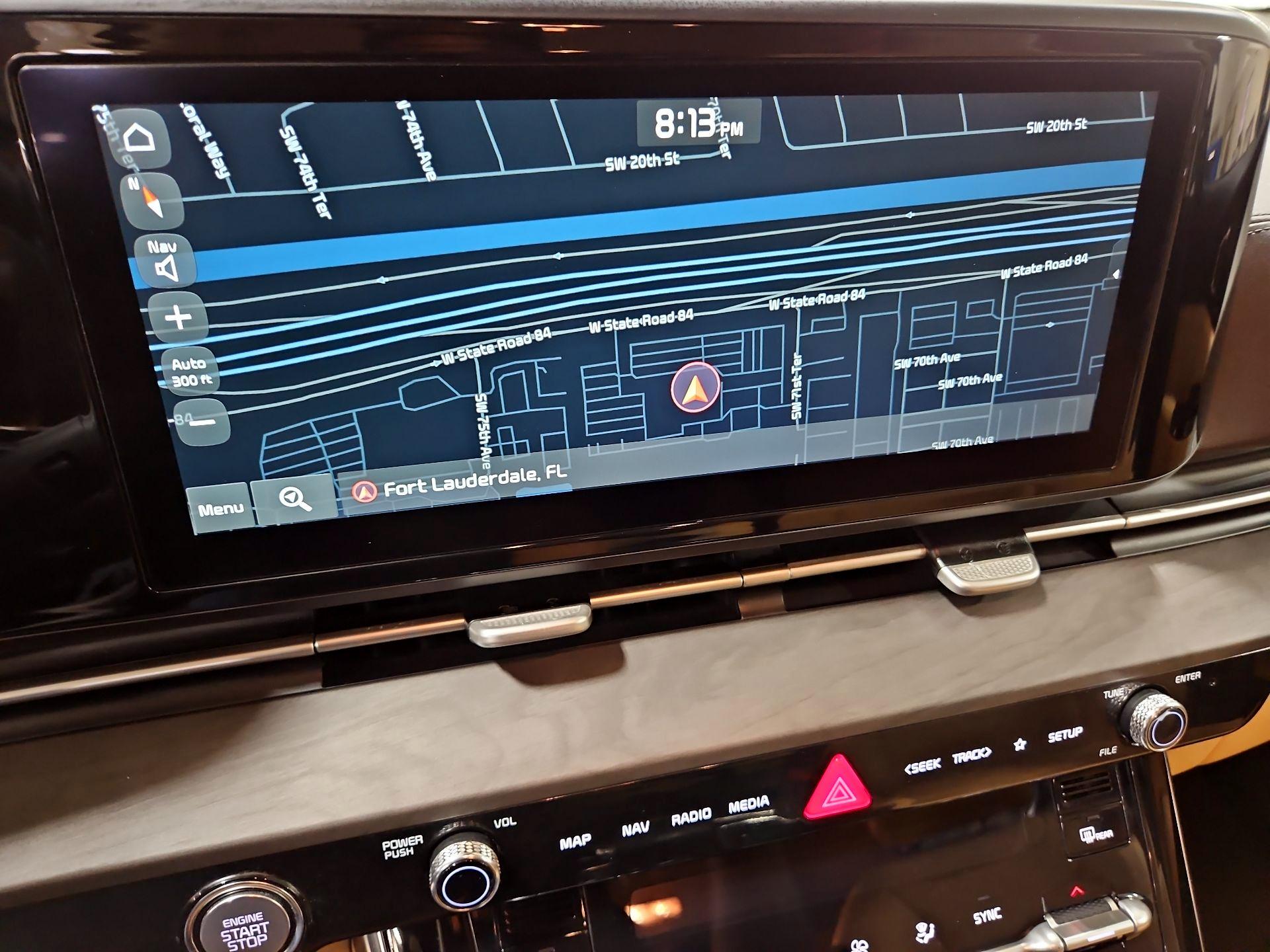 Thumbnail: 2022 Kia Carnival - 14