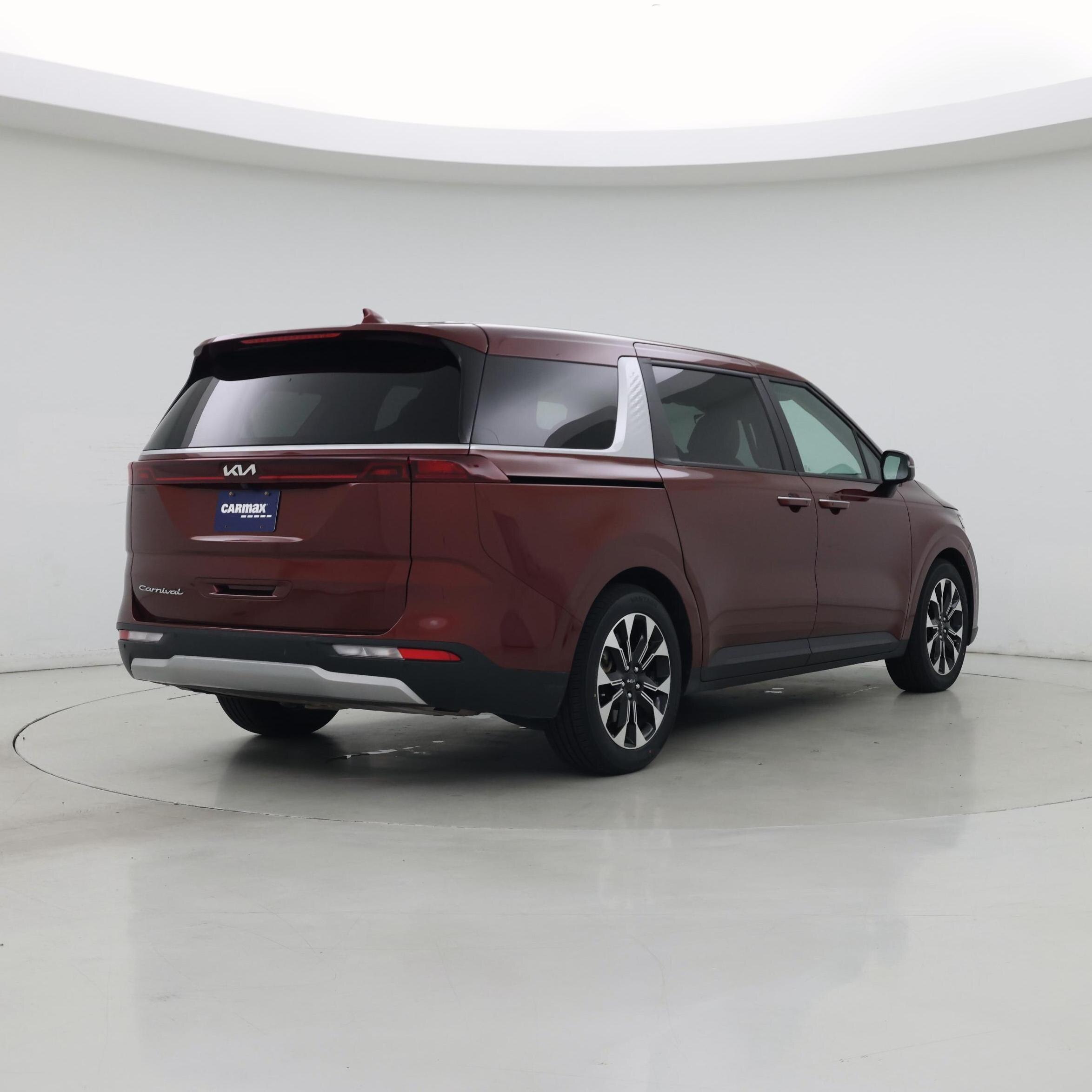 Thumbnail: 2022 Kia Carnival - 8