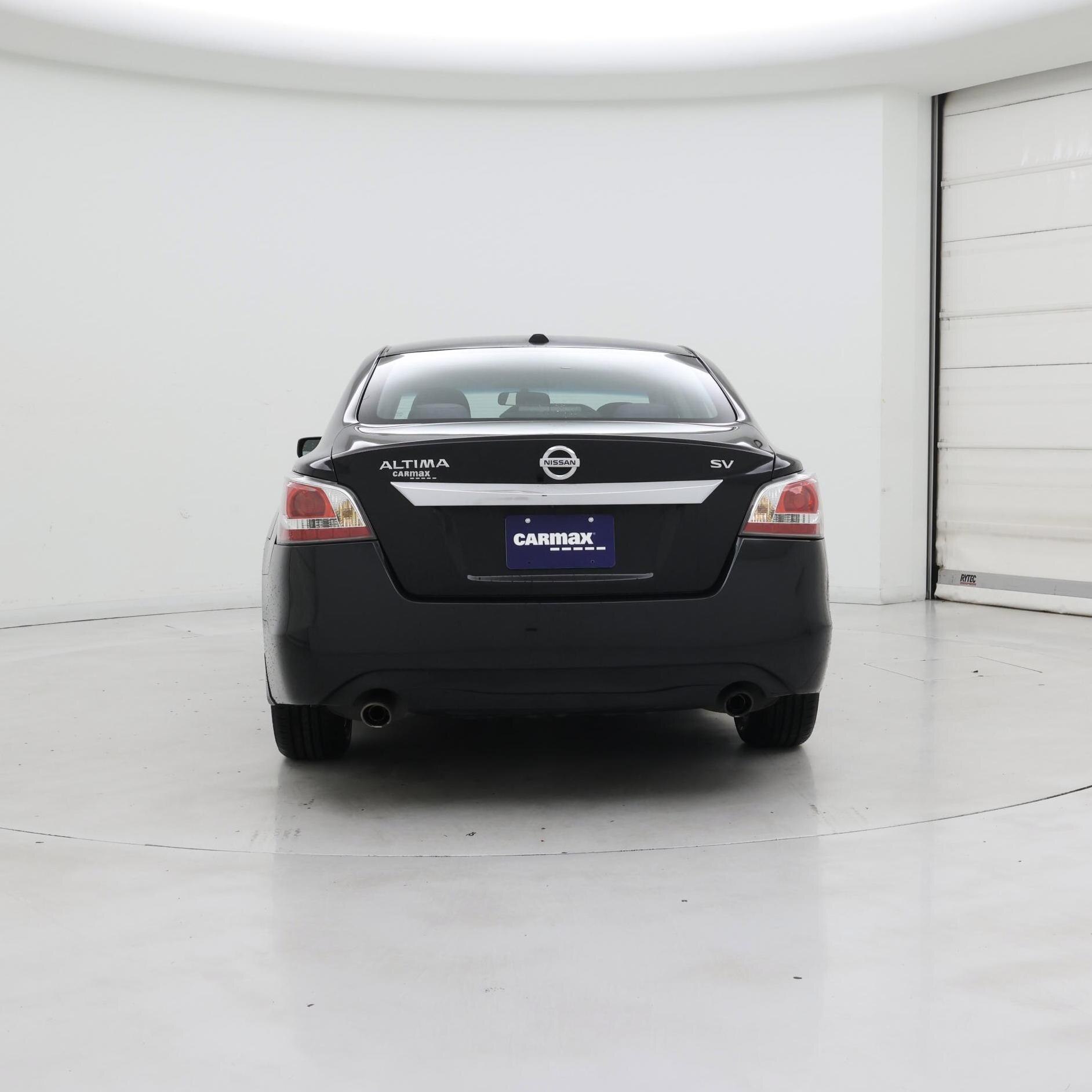 Thumbnail: 2015 Nissan Altima - 6