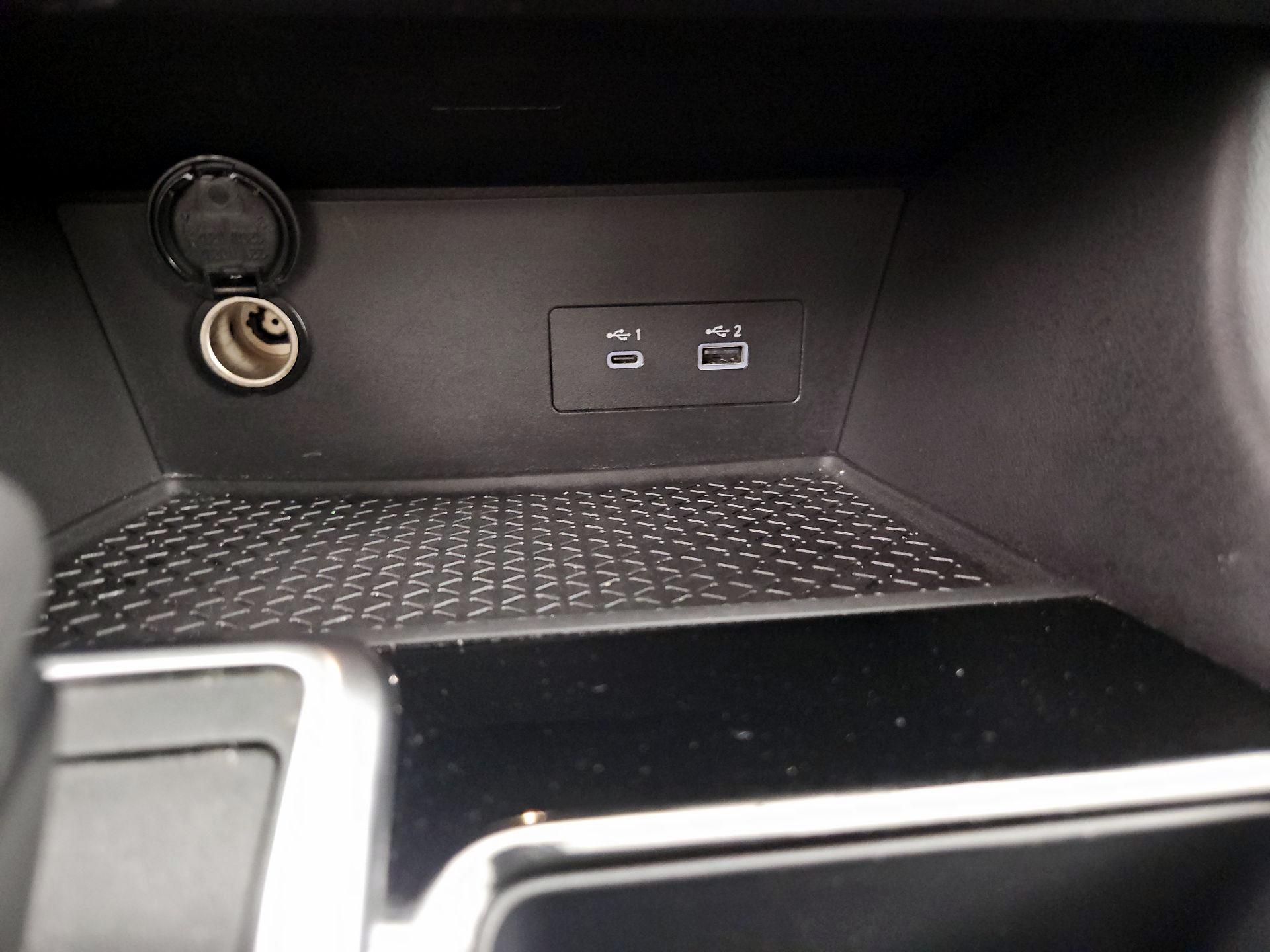 Thumbnail: 2022 Nissan Pathfinder - 18