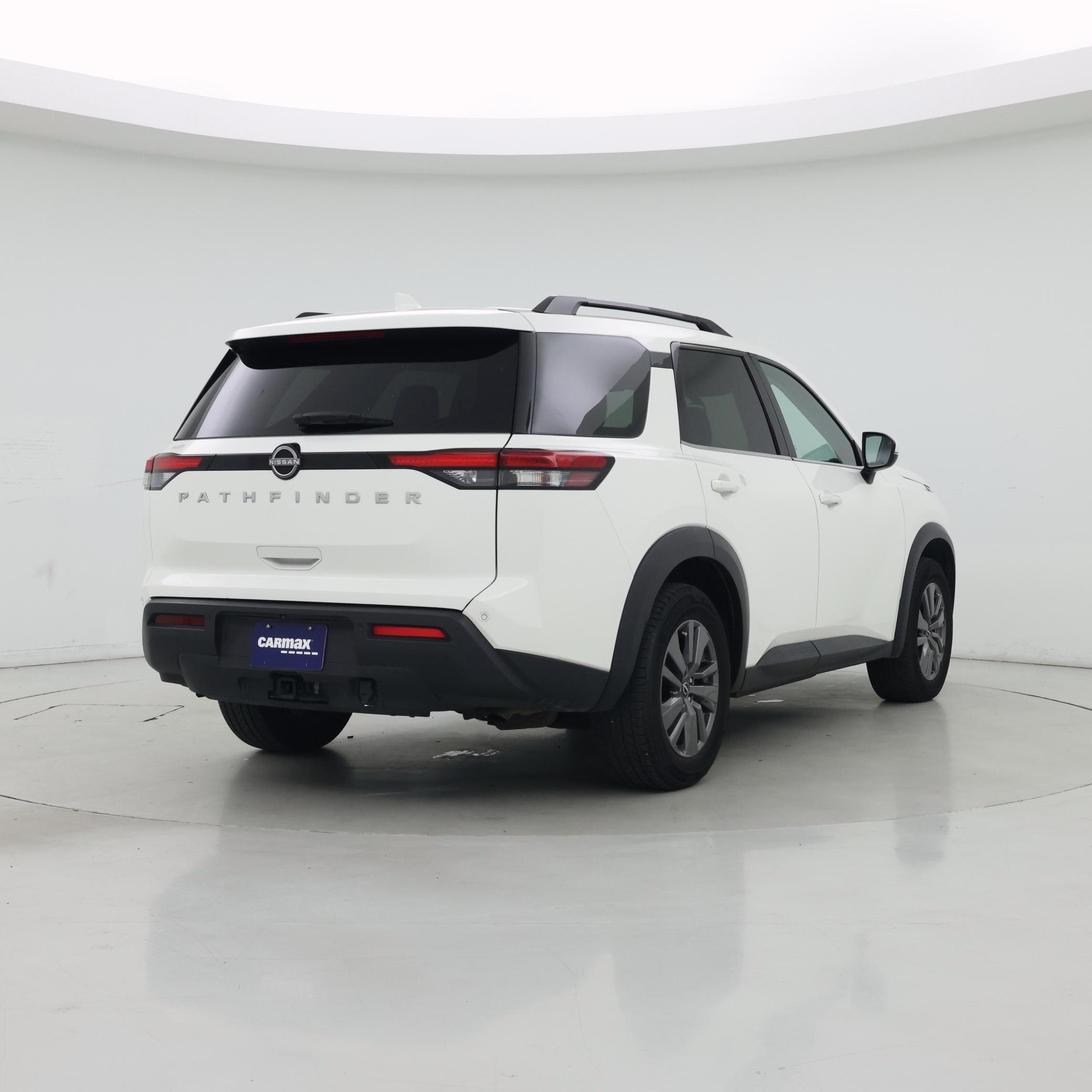 Thumbnail: 2022 Nissan Pathfinder - 8