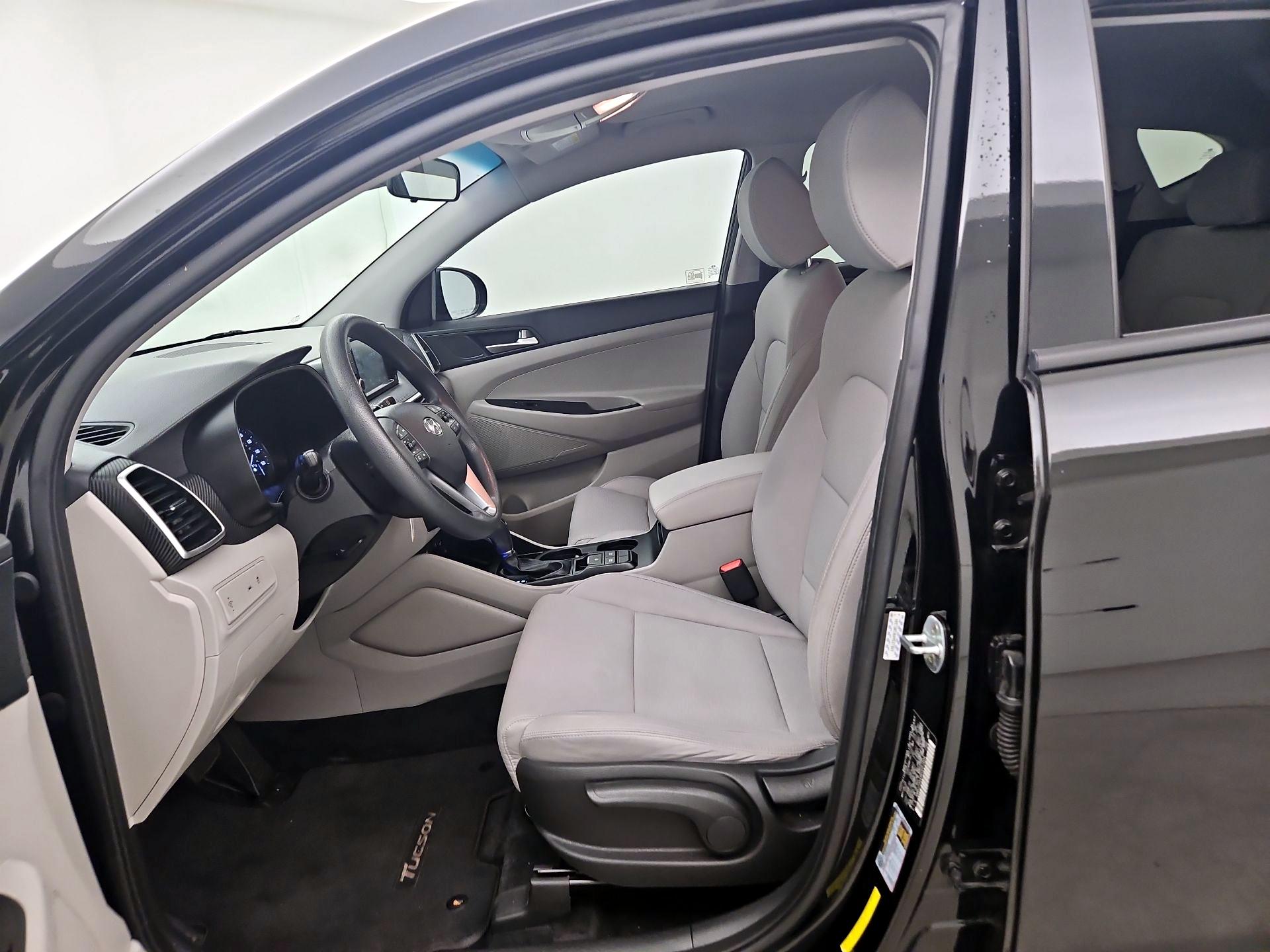 Thumbnail: 2019 Hyundai Tucson - 11