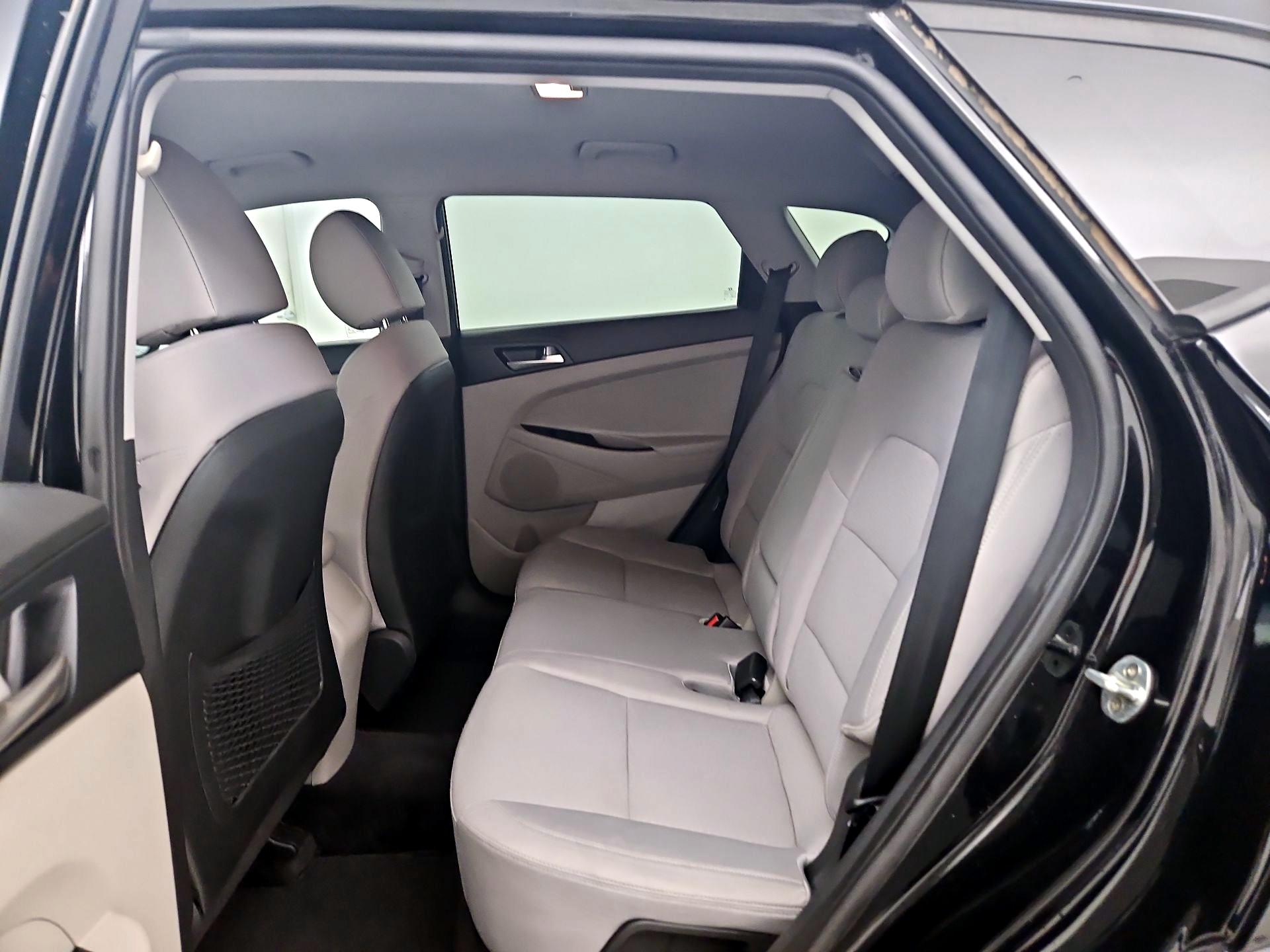 Thumbnail: 2019 Hyundai Tucson - 19