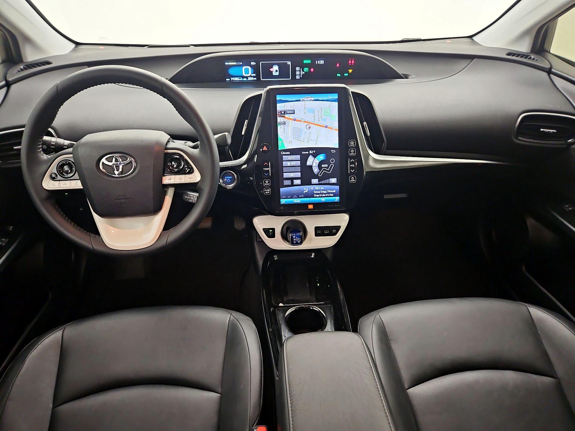 Thumbnail: 2017 Toyota Prius Prime - 9