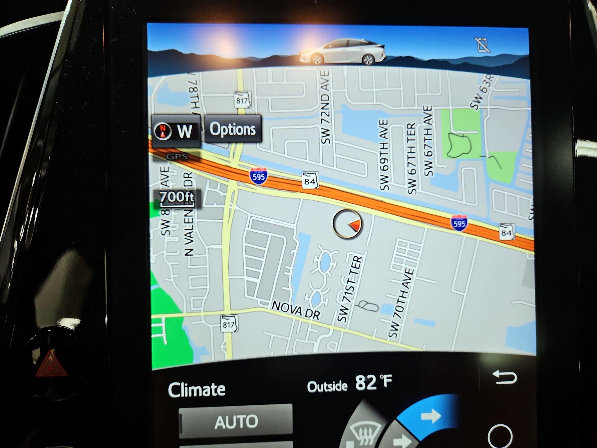 Thumbnail: 2017 Toyota Prius Prime - 14