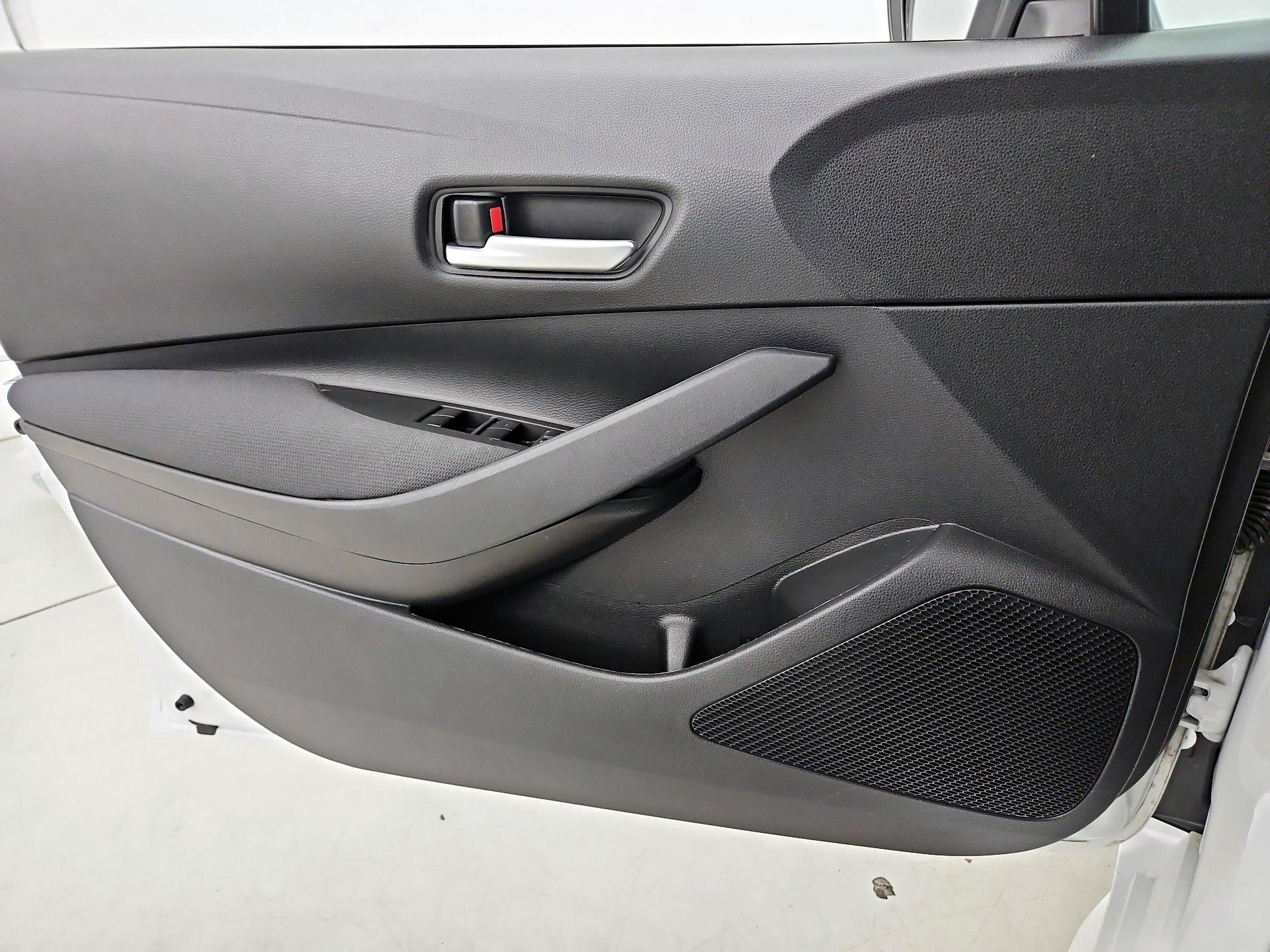 Thumbnail: 2021 Toyota Corolla - 12