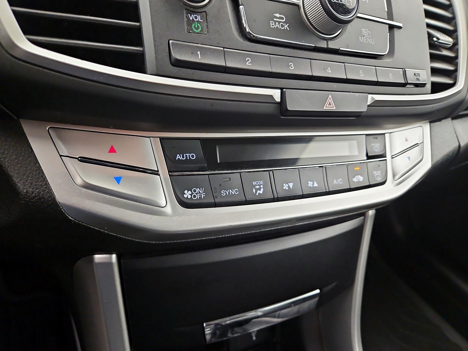 Thumbnail: 2014 Honda Accord - 16