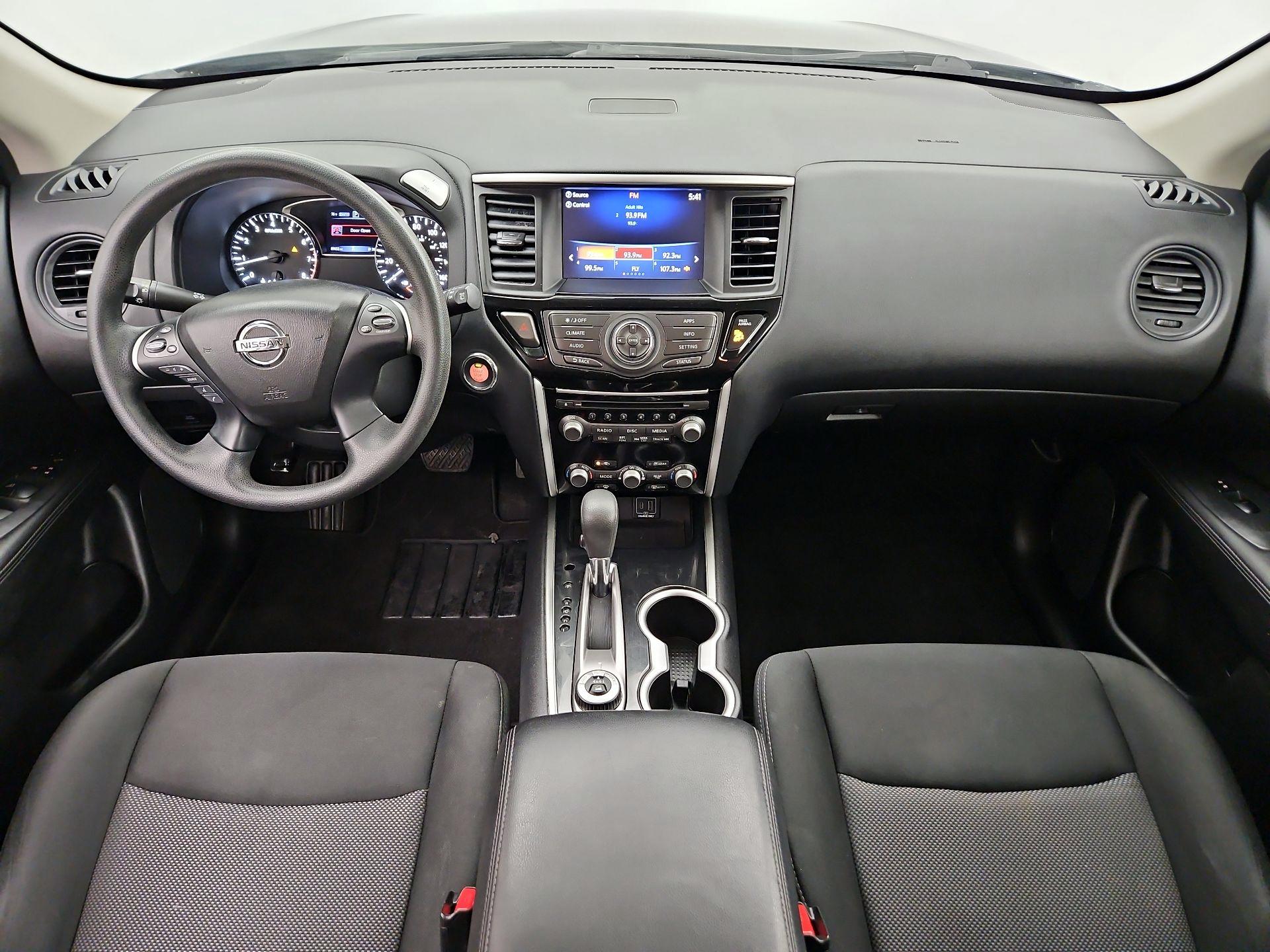 Thumbnail: 2019 Nissan Pathfinder - 9