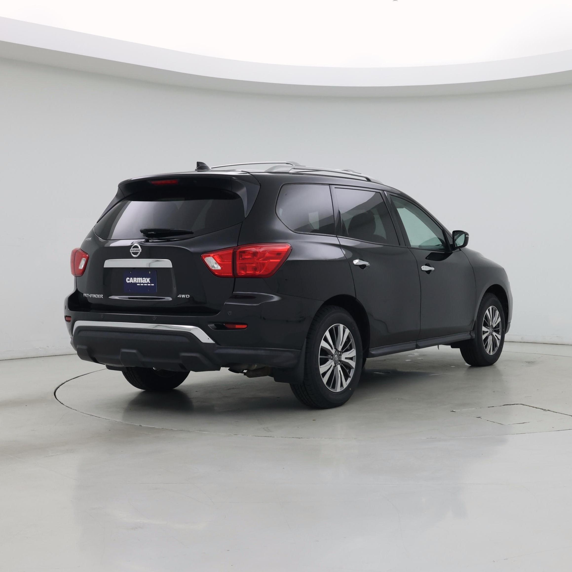 Thumbnail: 2019 Nissan Pathfinder - 8