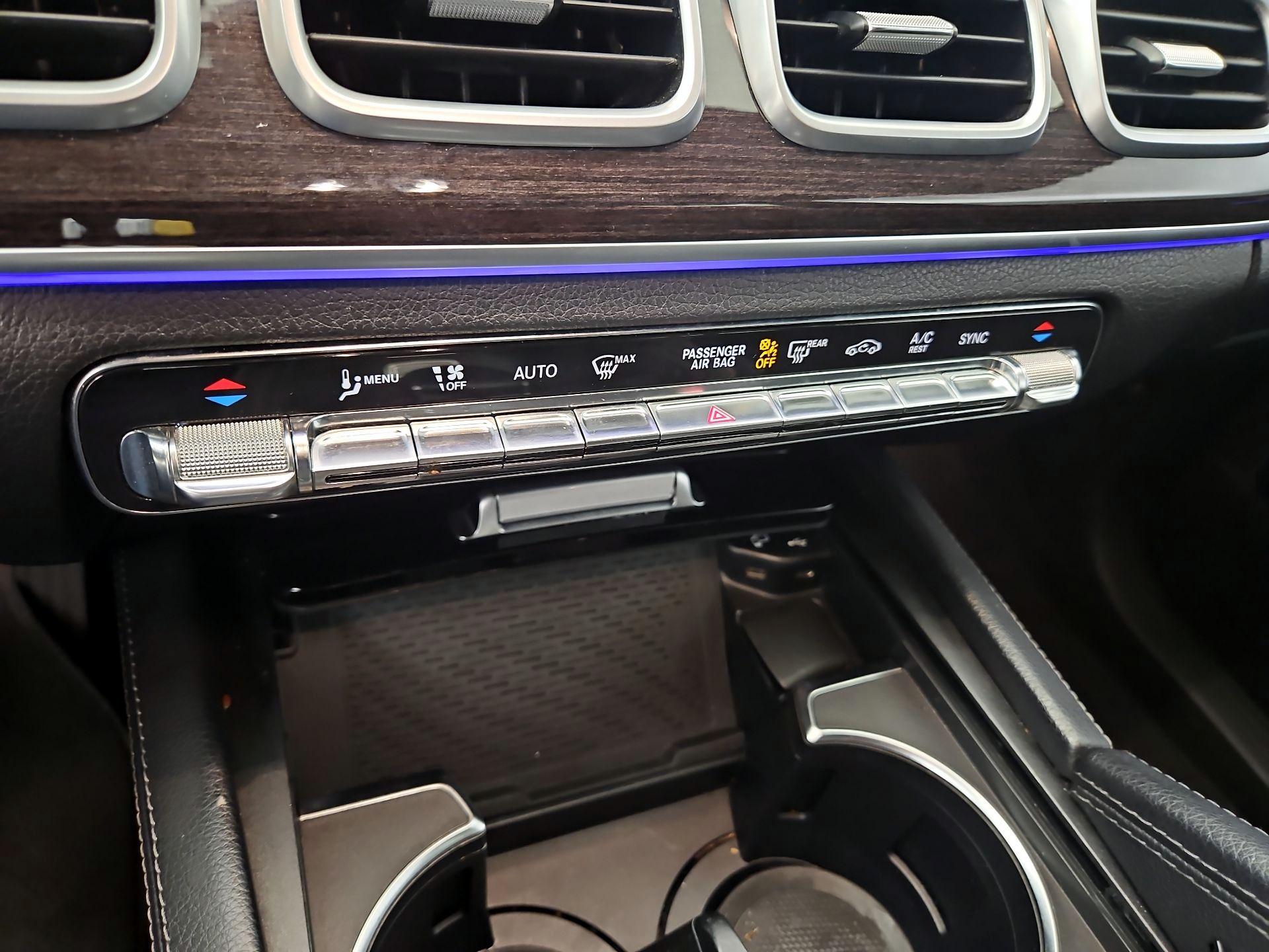 Thumbnail: 2020 Mercedes-Benz GLE - 17