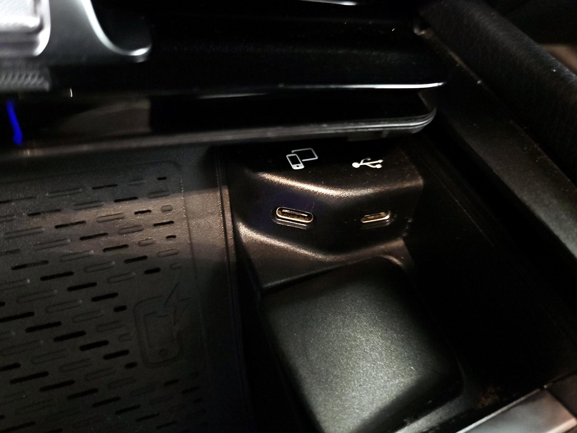 Thumbnail: 2020 Mercedes-Benz GLE - 19