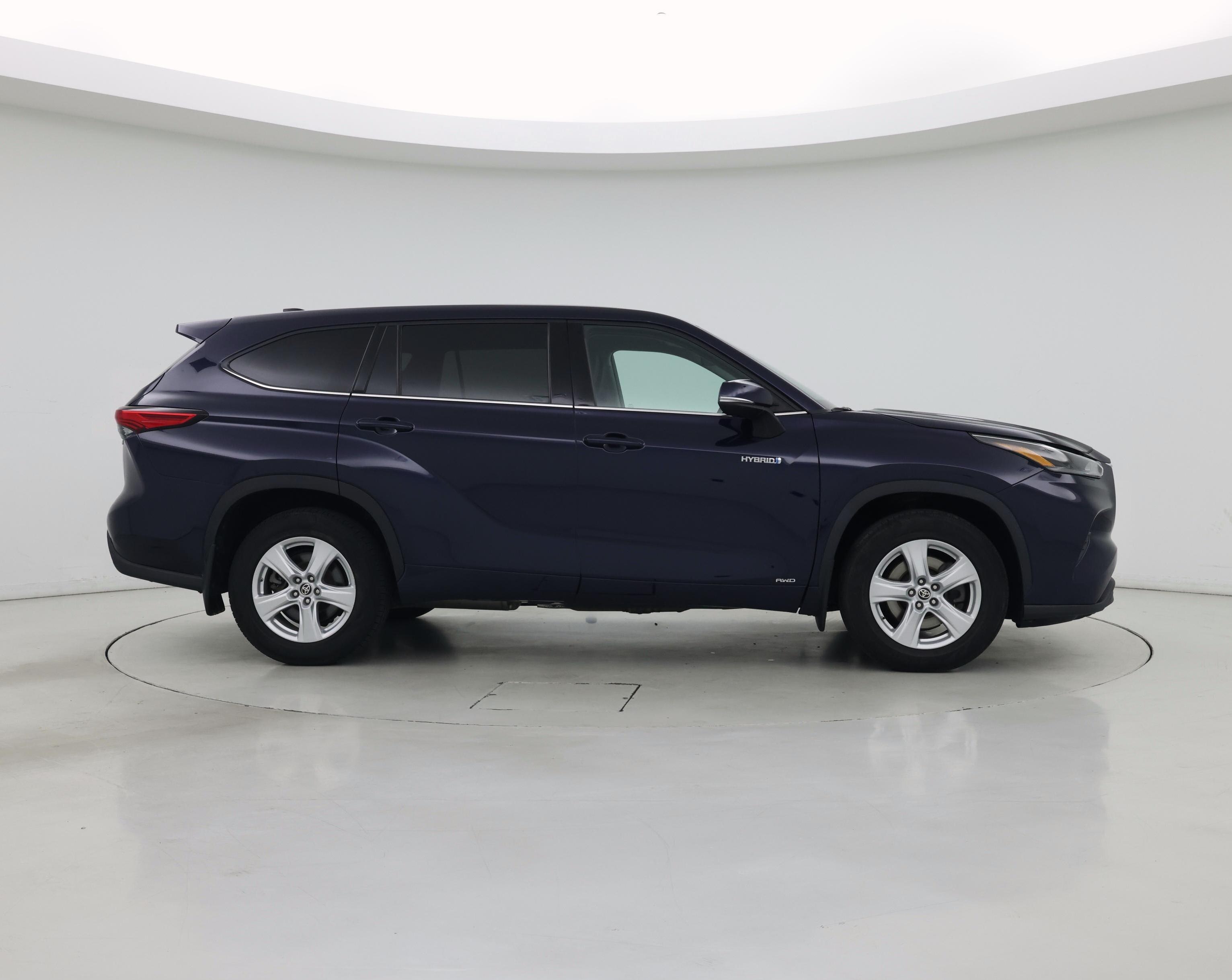 Thumbnail: 2021 Toyota Highlander - 7