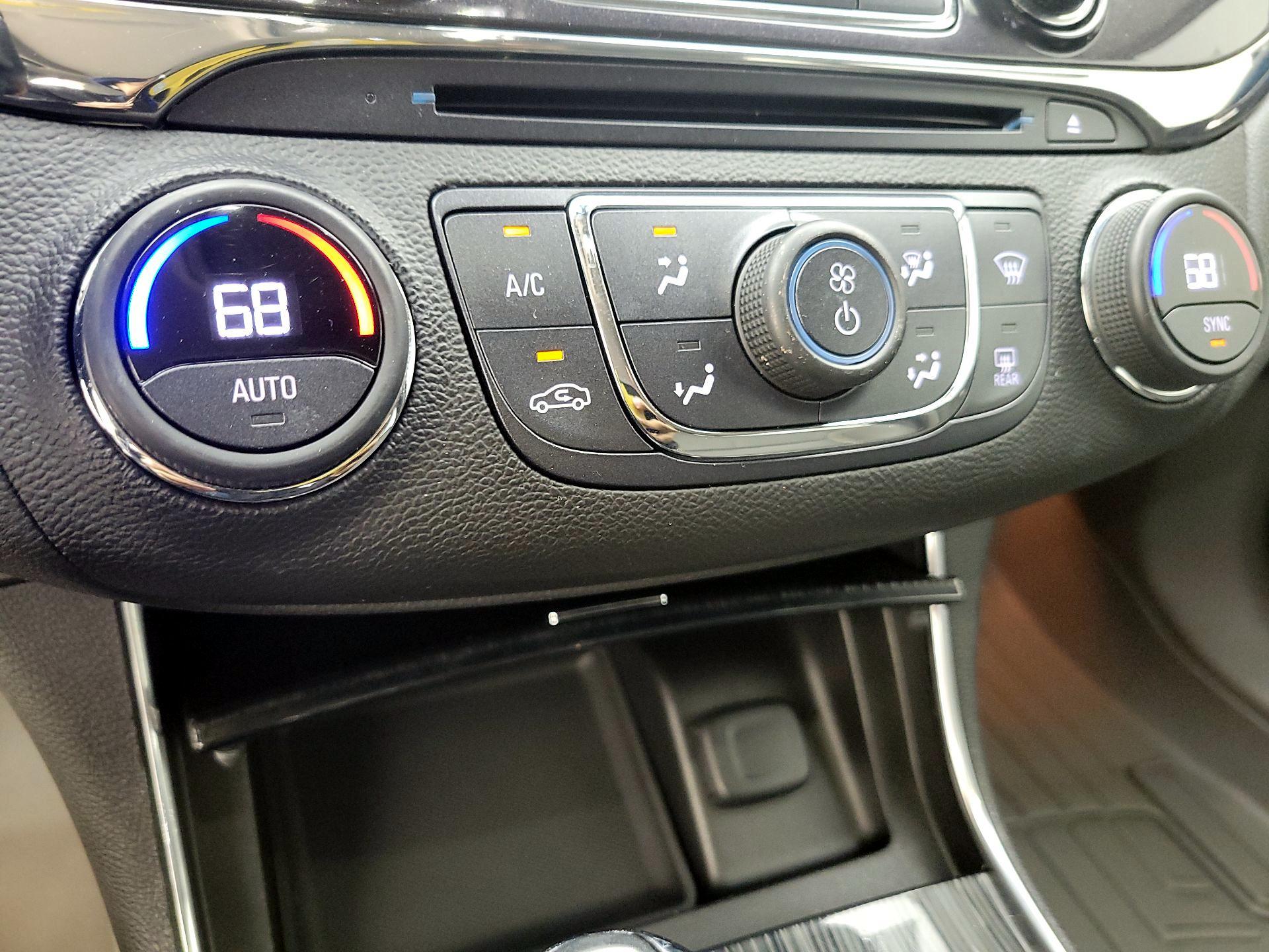 Thumbnail: 2016 Chevrolet Impala - 16