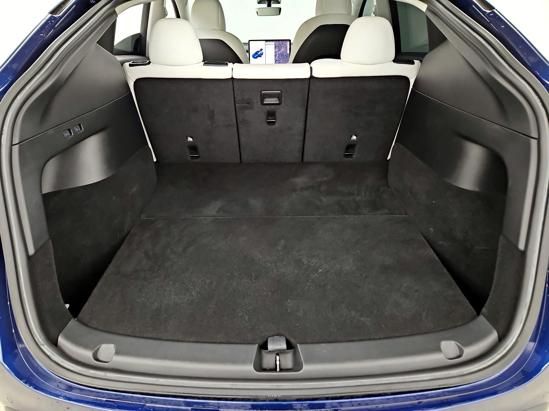 Thumbnail: 2021 Tesla Model Y - 19