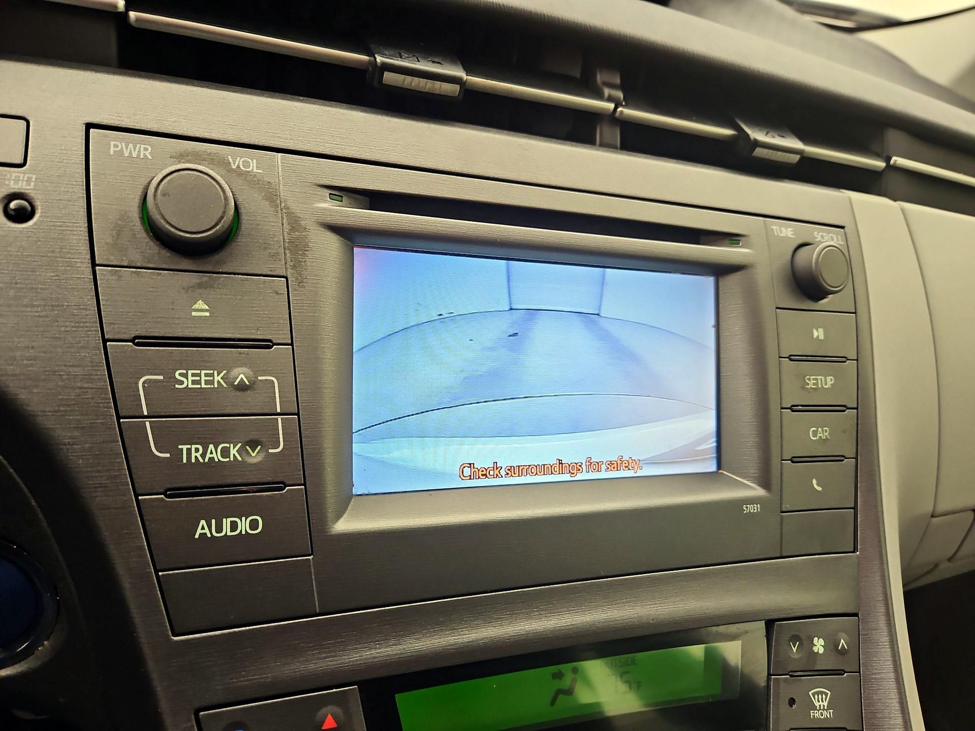 Thumbnail: 2015 Toyota Prius - 14