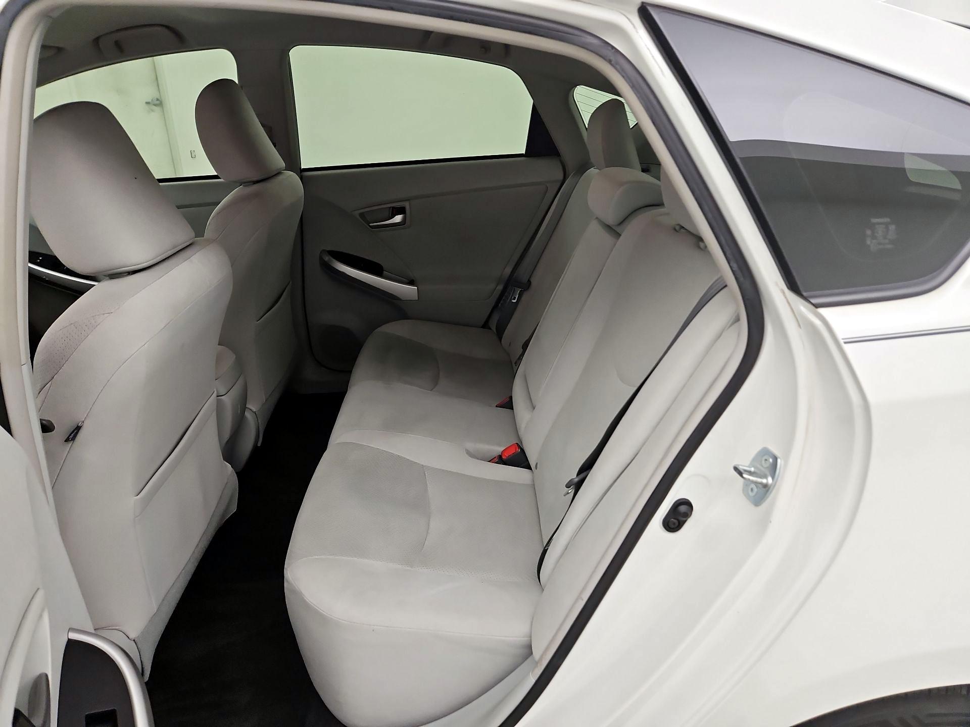 Thumbnail: 2015 Toyota Prius - 19