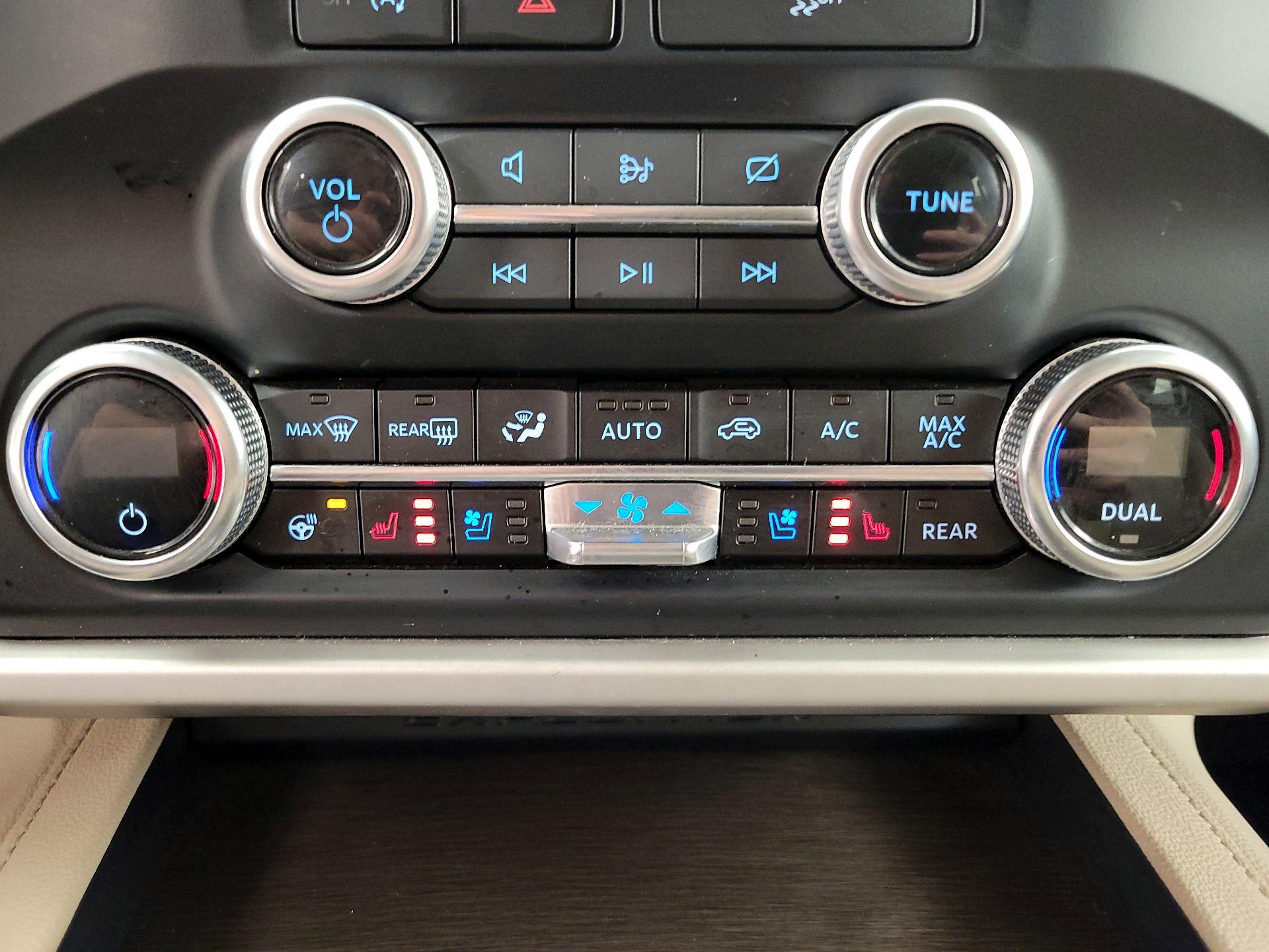 Thumbnail: 2024 Ford Expedition MAX - 17