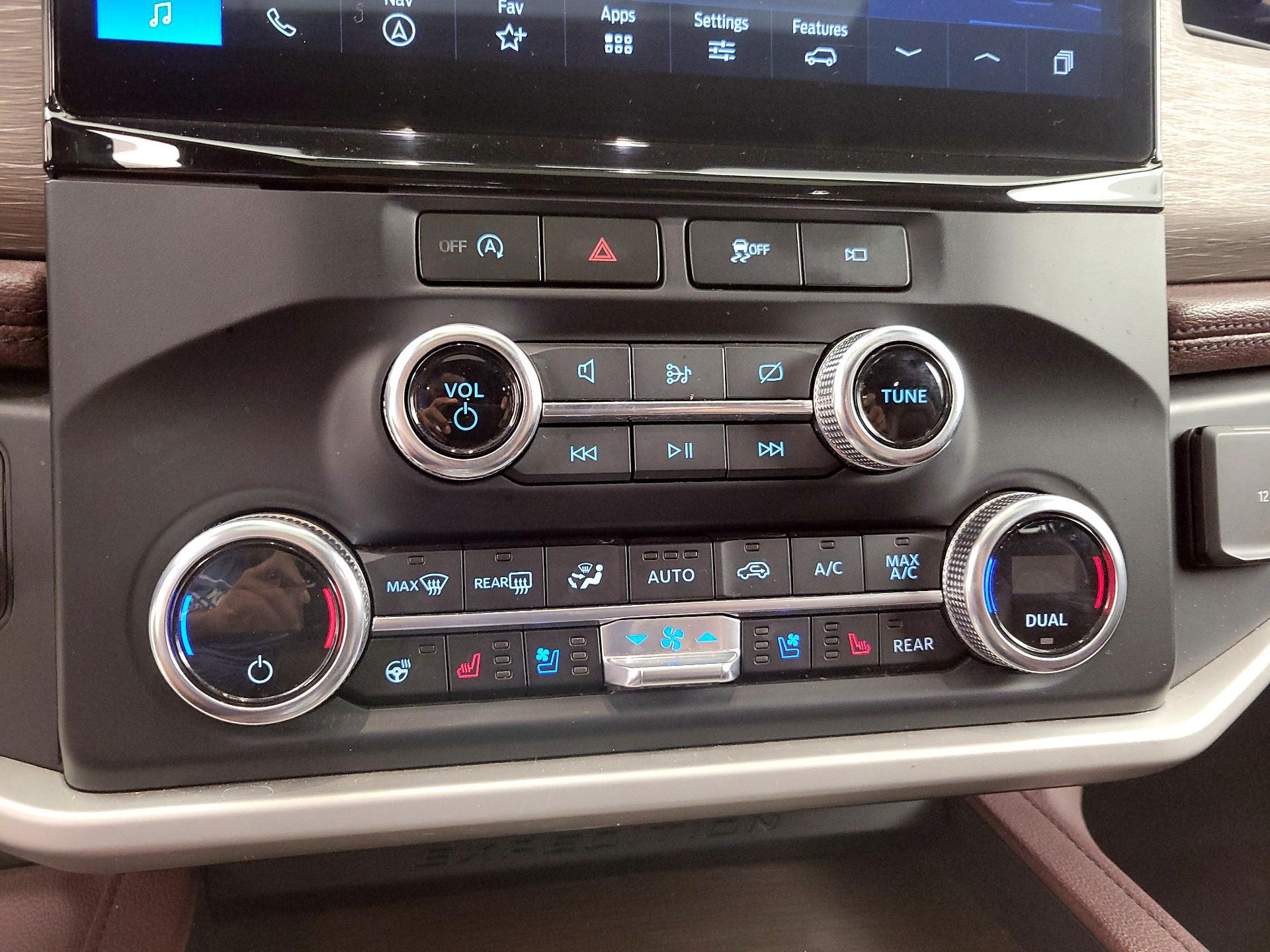 Thumbnail: 2024 Ford Expedition MAX - 17