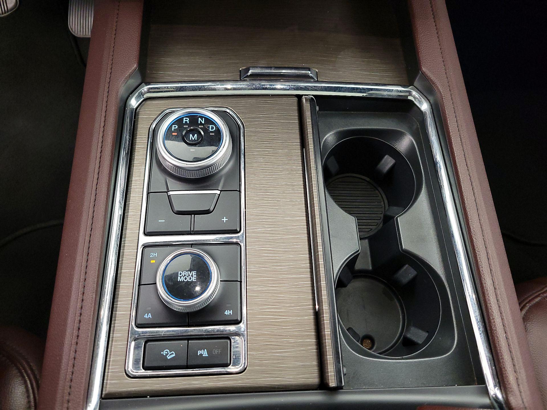 Thumbnail: 2024 Ford Expedition MAX - 18