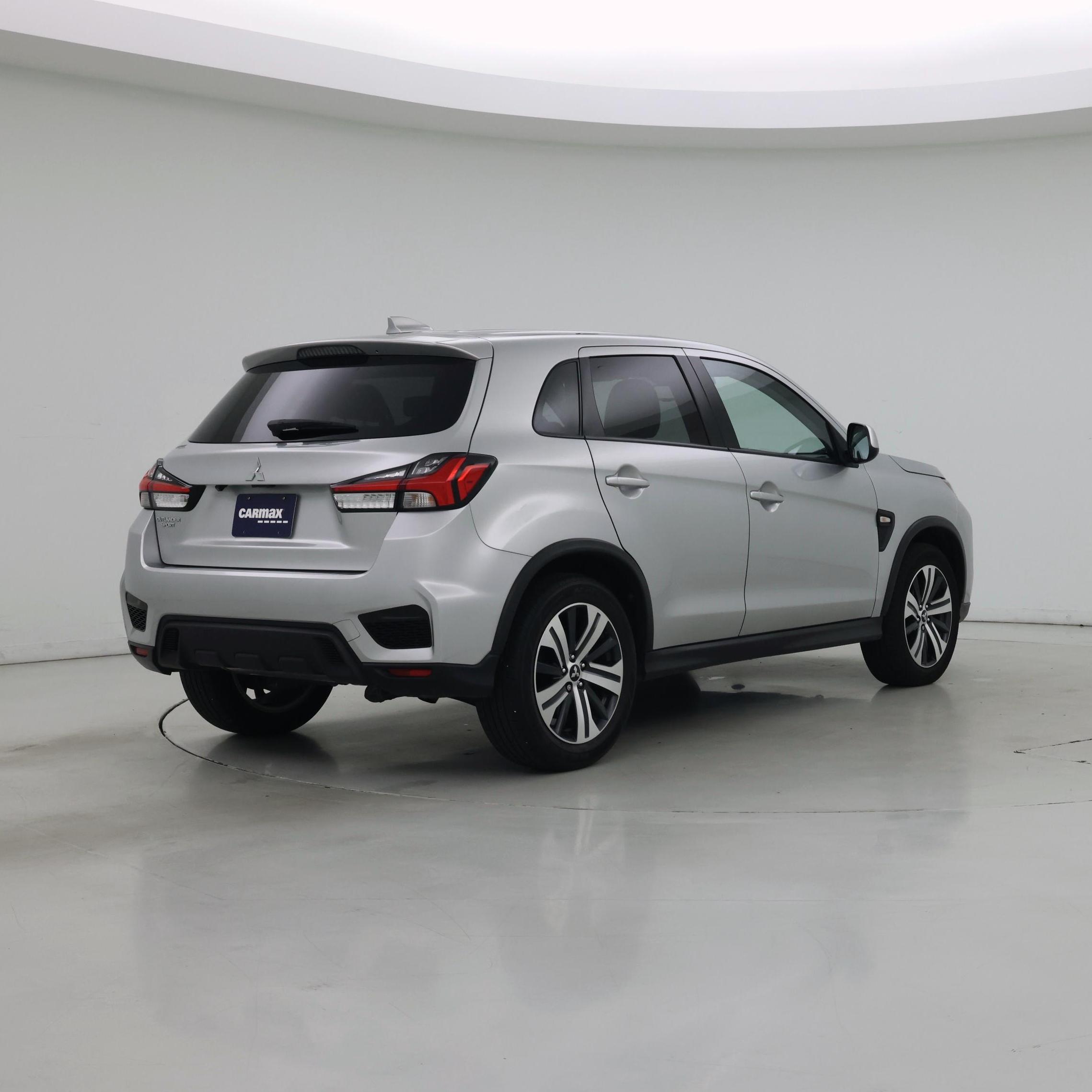 Thumbnail: 2021 Mitsubishi Outlander Sport - 8