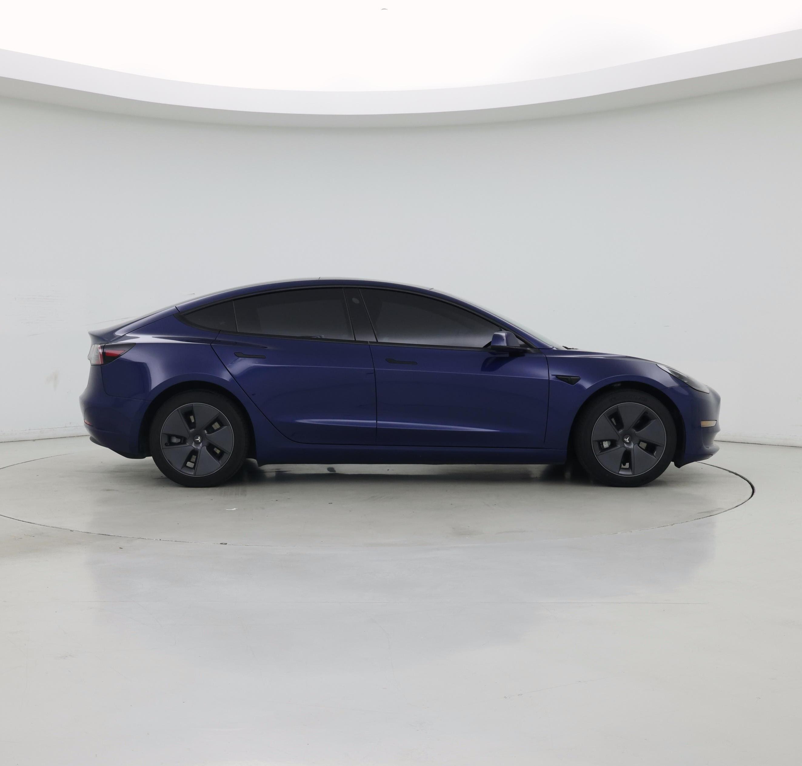 Thumbnail: 2022 Tesla Model 3 - 7