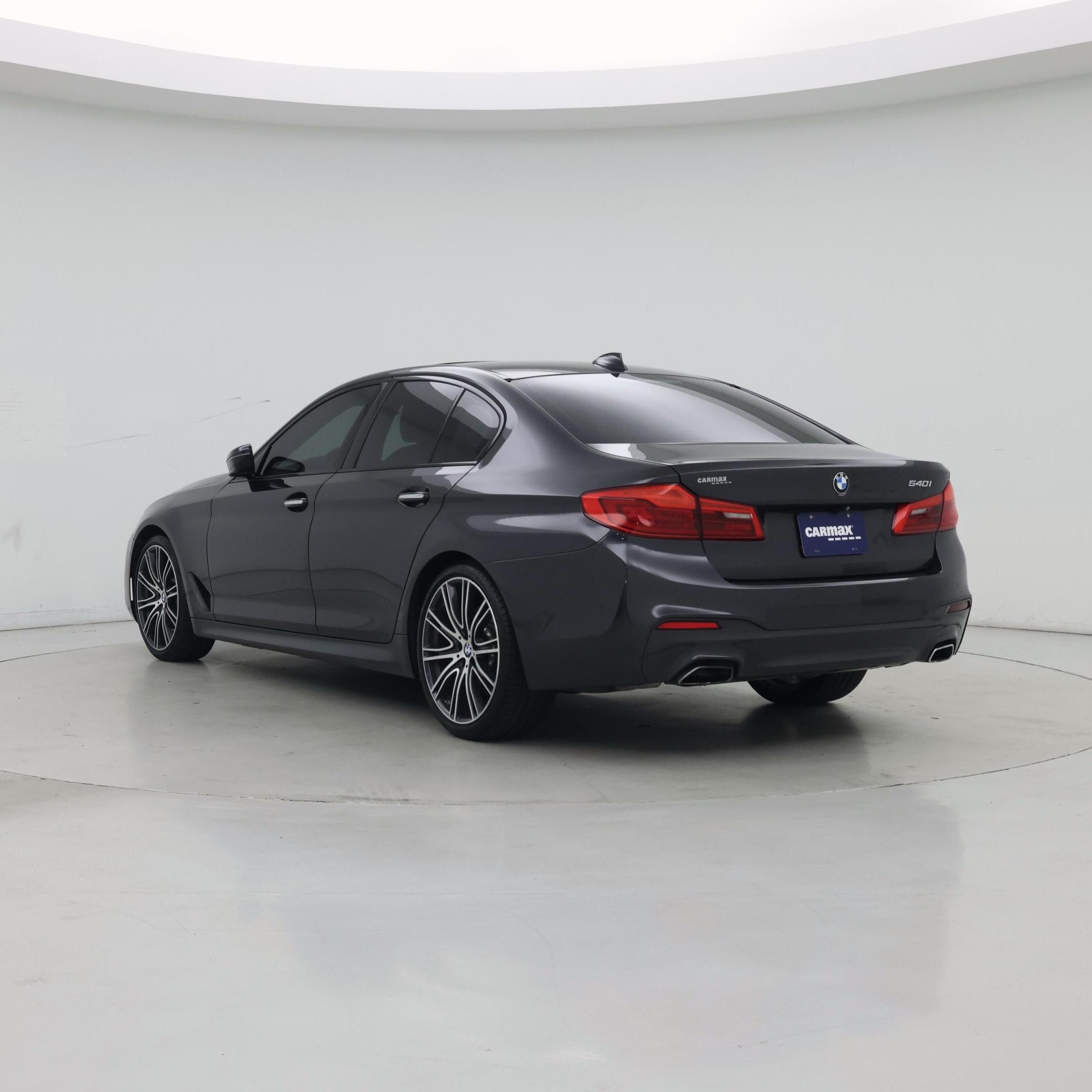 Thumbnail: 2017 BMW 5 Series - 2