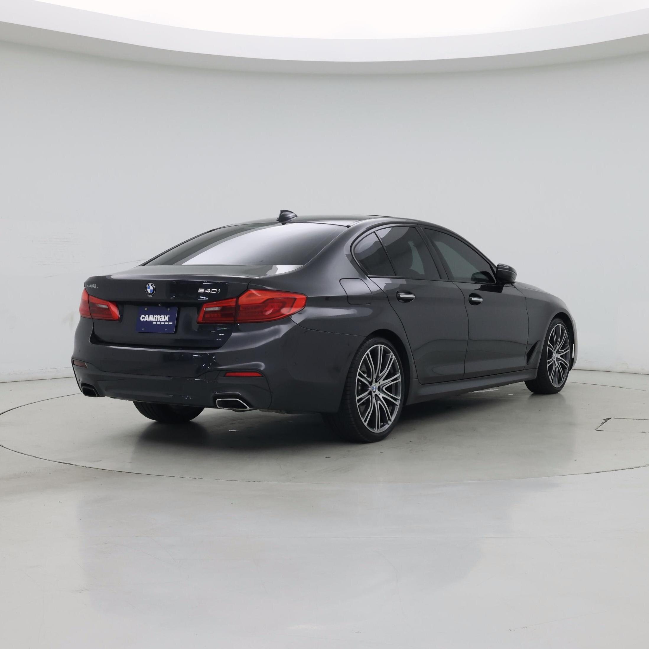 Thumbnail: 2017 BMW 5 Series - 8