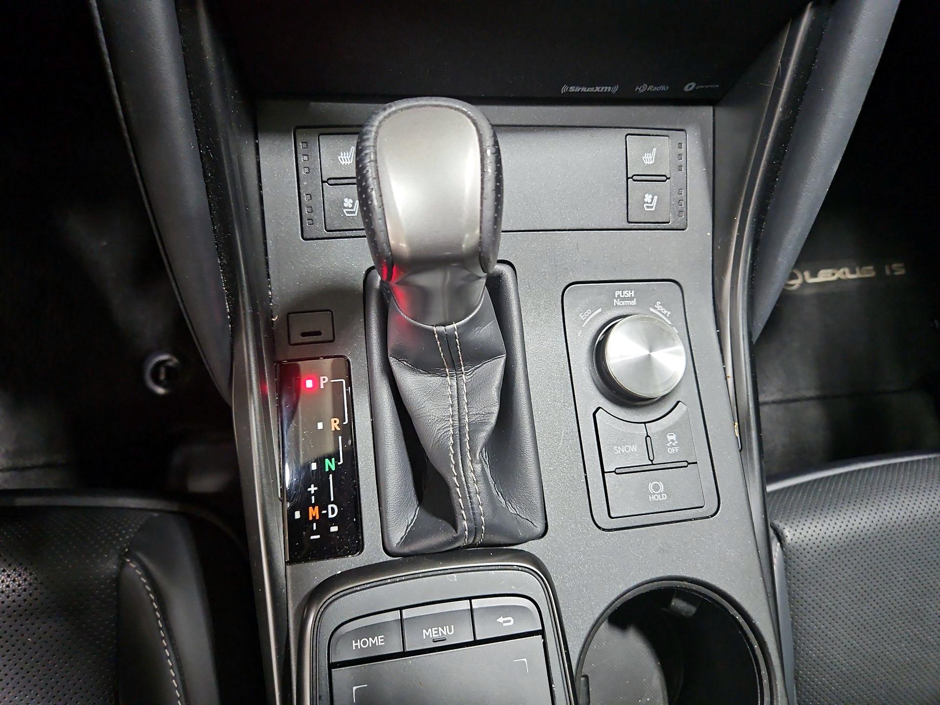 Thumbnail: 2023 Lexus IS - 17