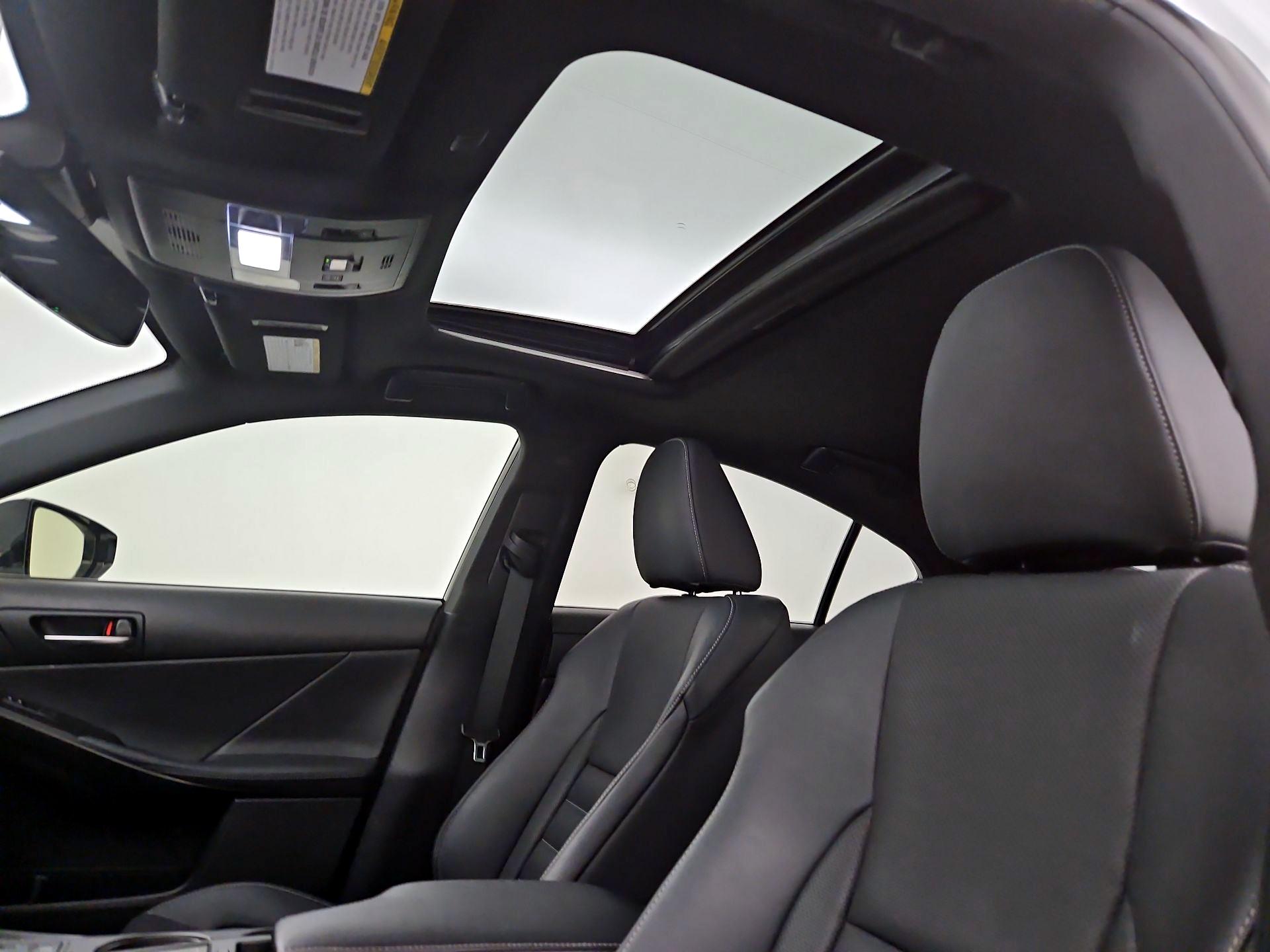 Thumbnail: 2023 Lexus IS - 19