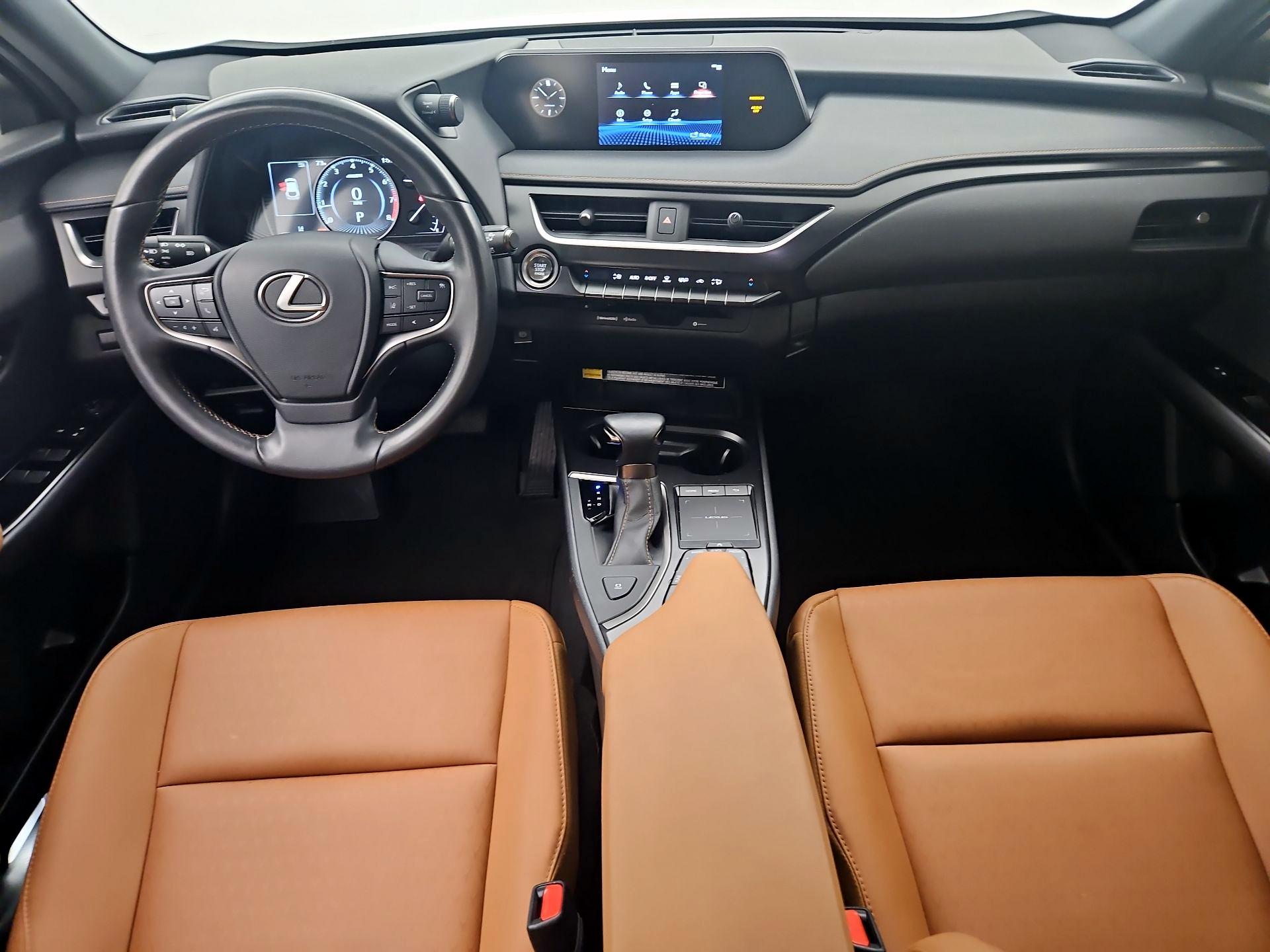 Thumbnail: 2022 Lexus UX - 9