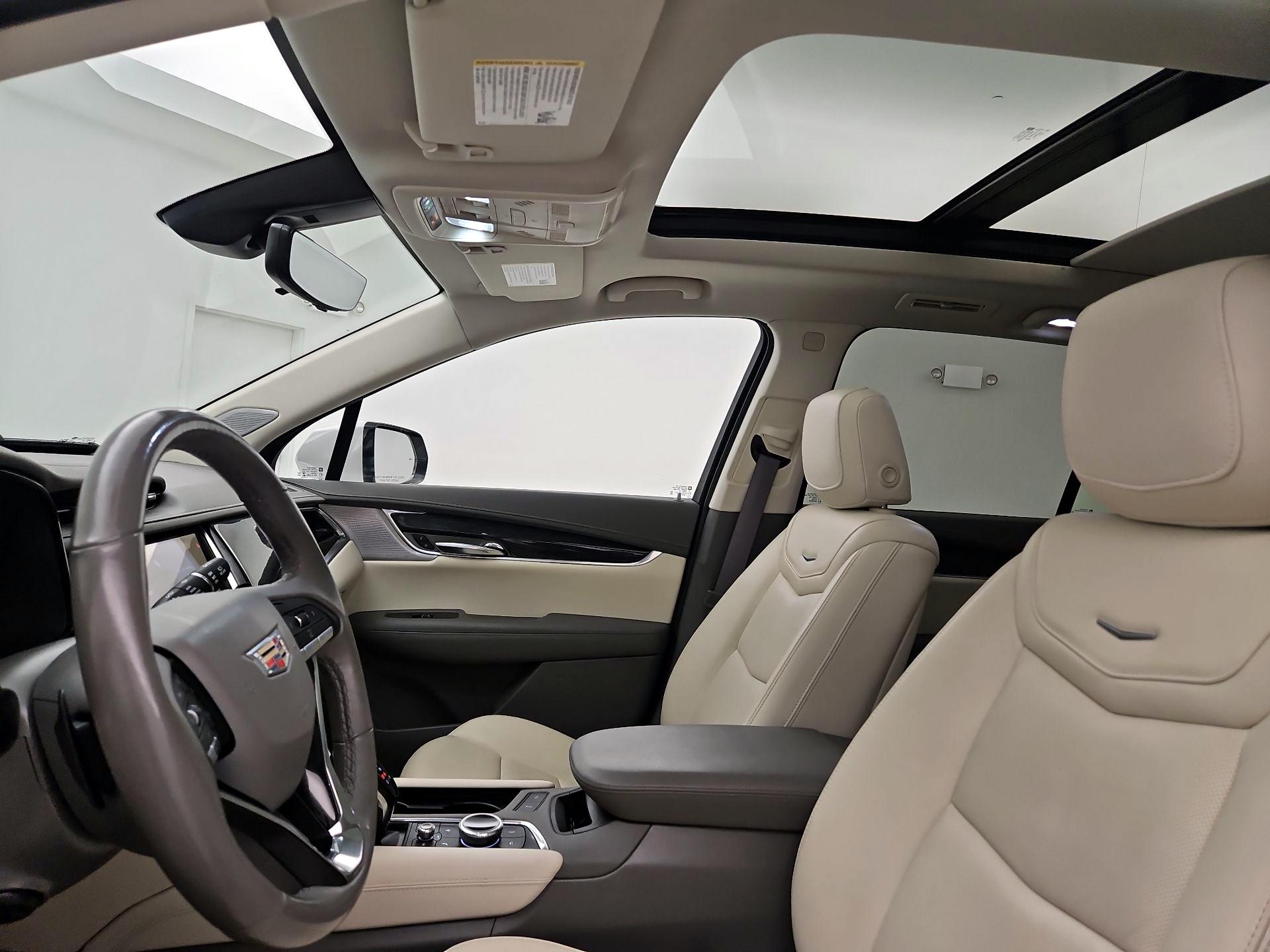 Thumbnail: 2021 Cadillac XT6 - 19