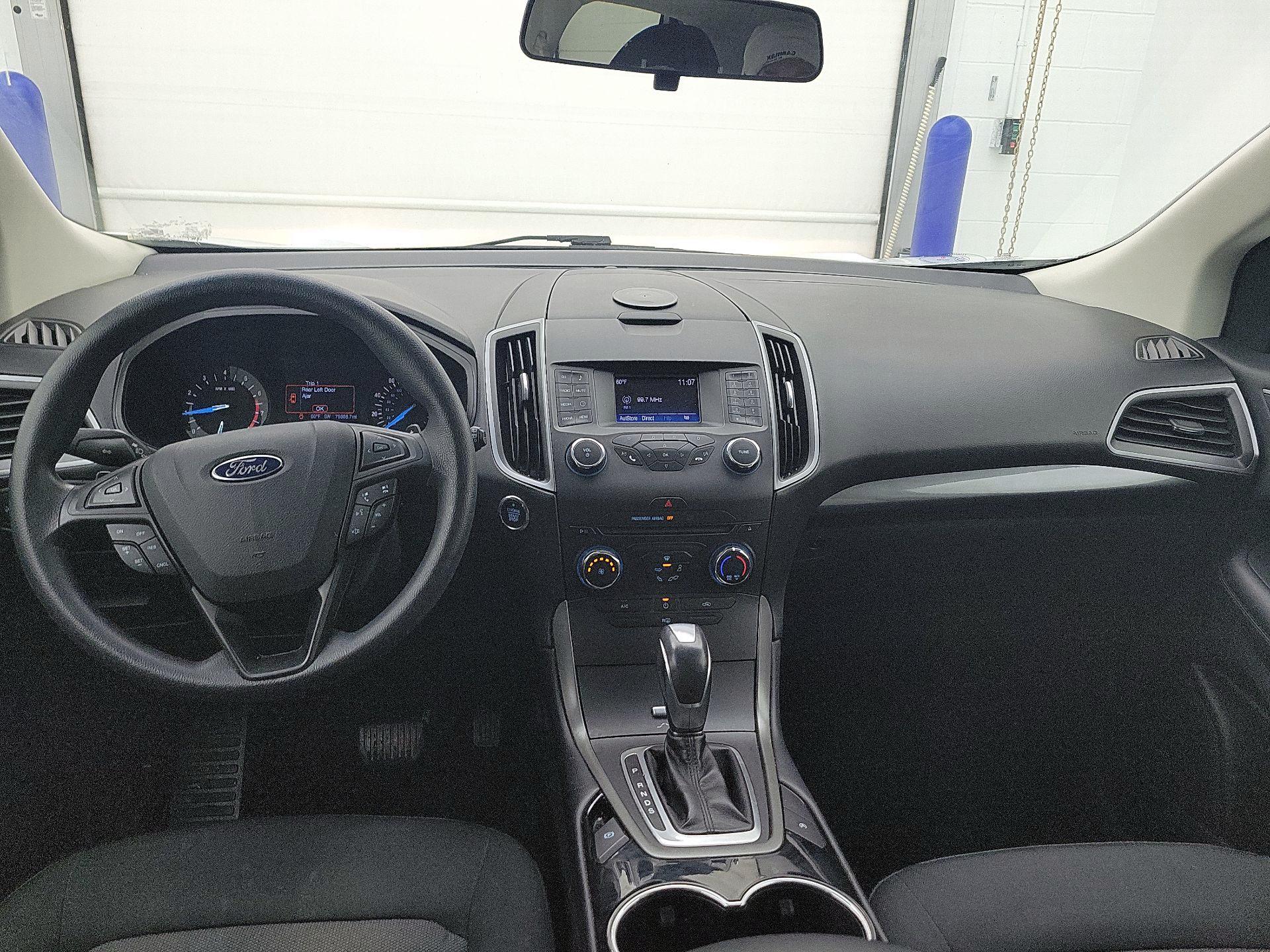 Thumbnail: 2017 Ford Edge - 9