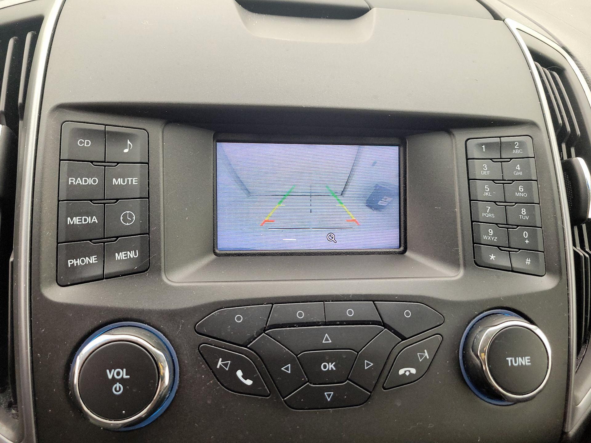 Thumbnail: 2017 Ford Edge - 14