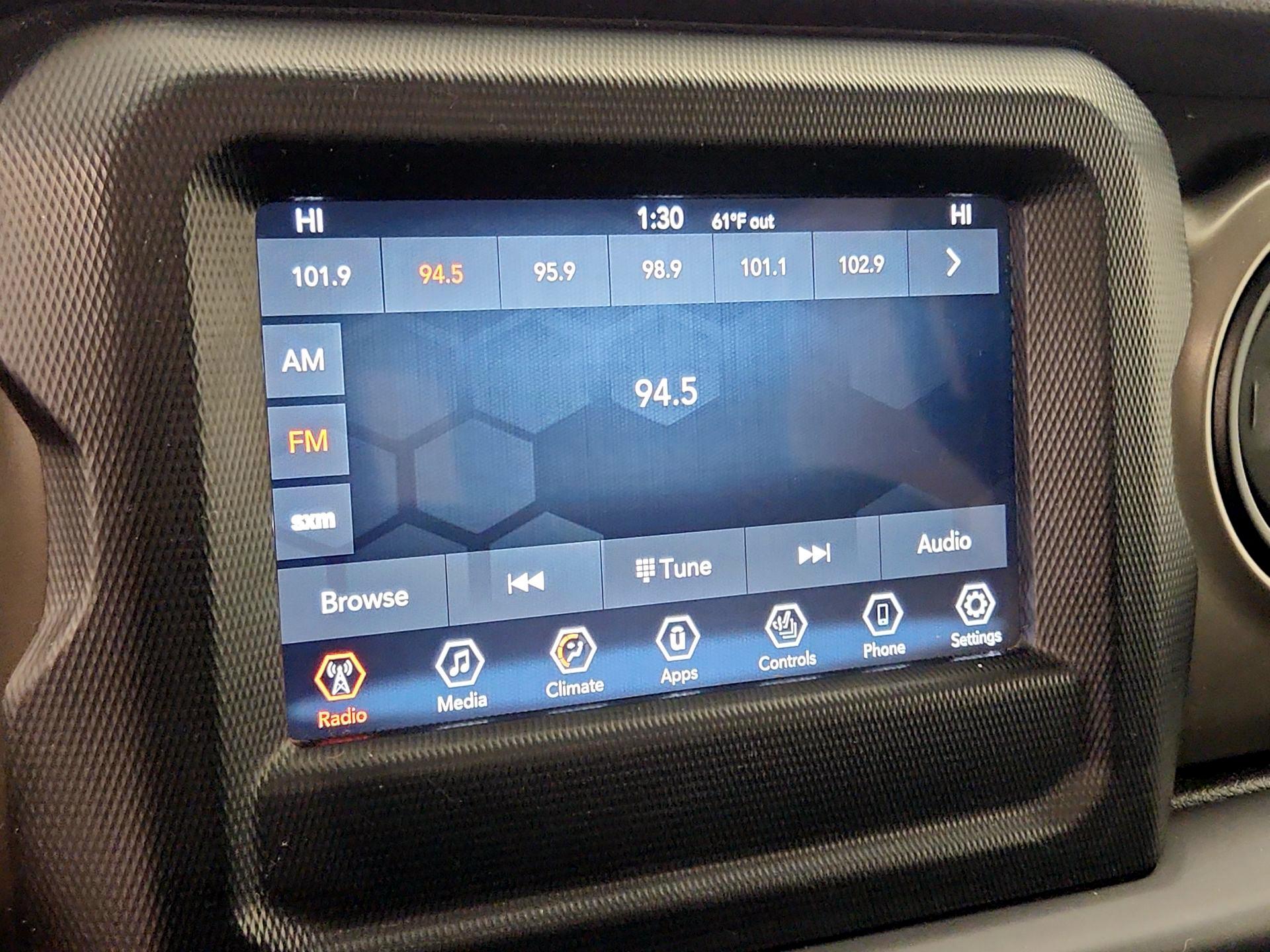 Thumbnail: 2020 Jeep Gladiator - 15