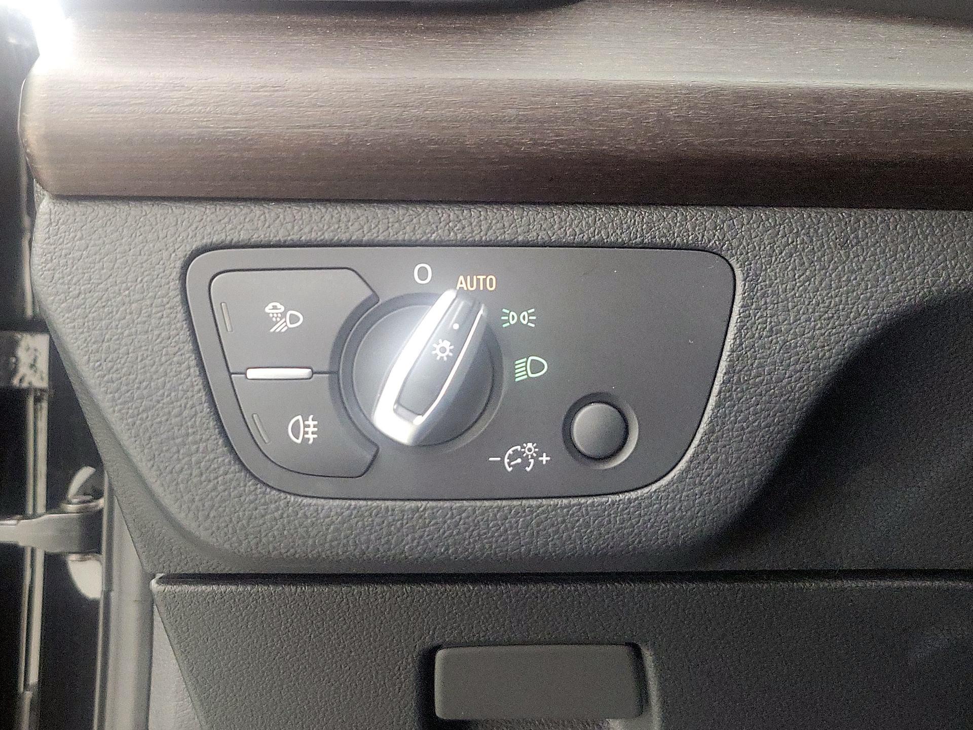 Thumbnail: 2023 Audi Q5 - 13