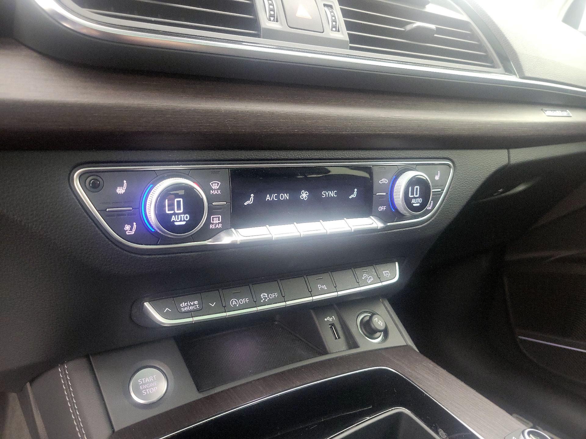 Thumbnail: 2023 Audi Q5 - 17