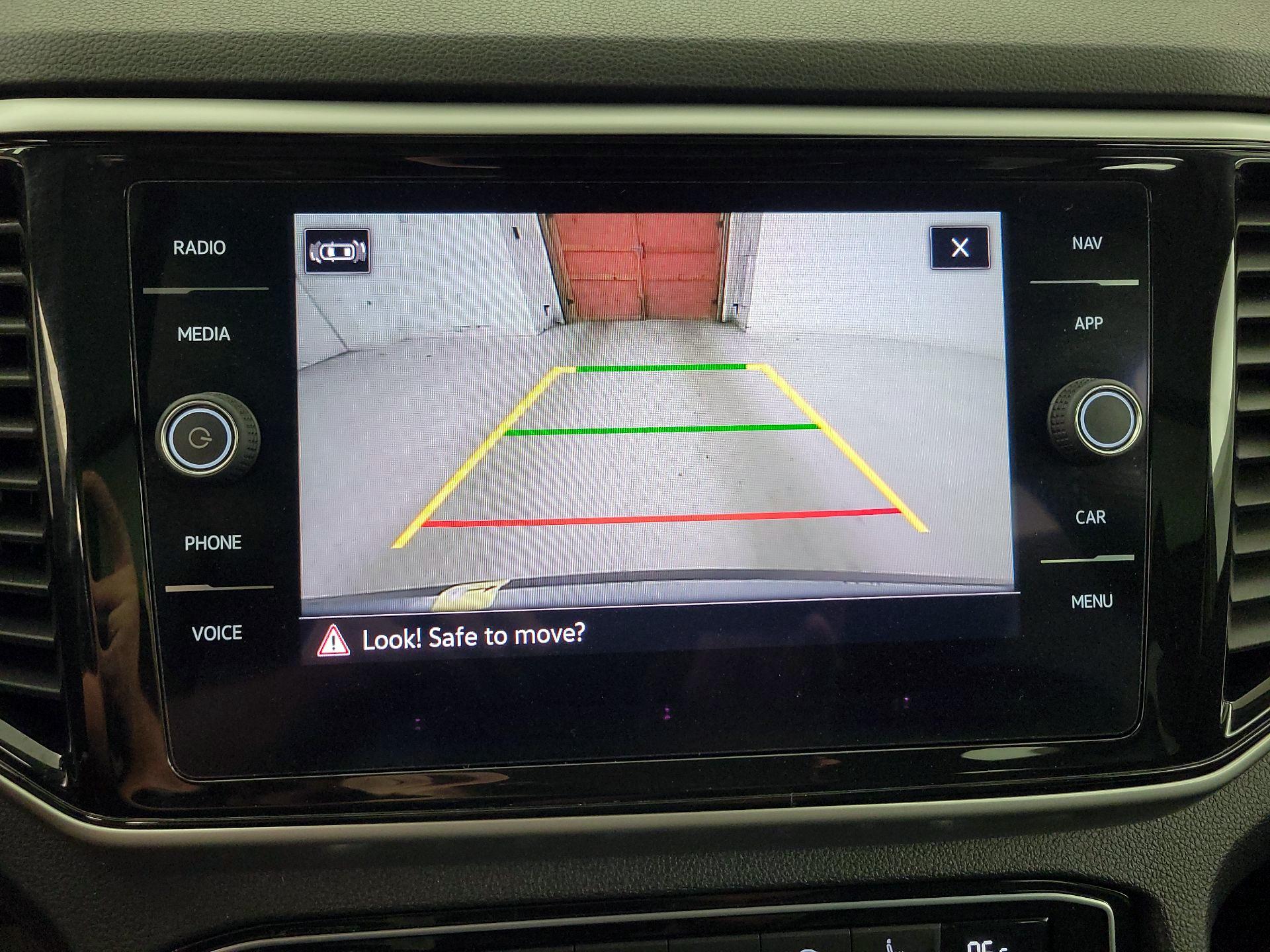 Thumbnail: 2022 Volkswagen Atlas - 14