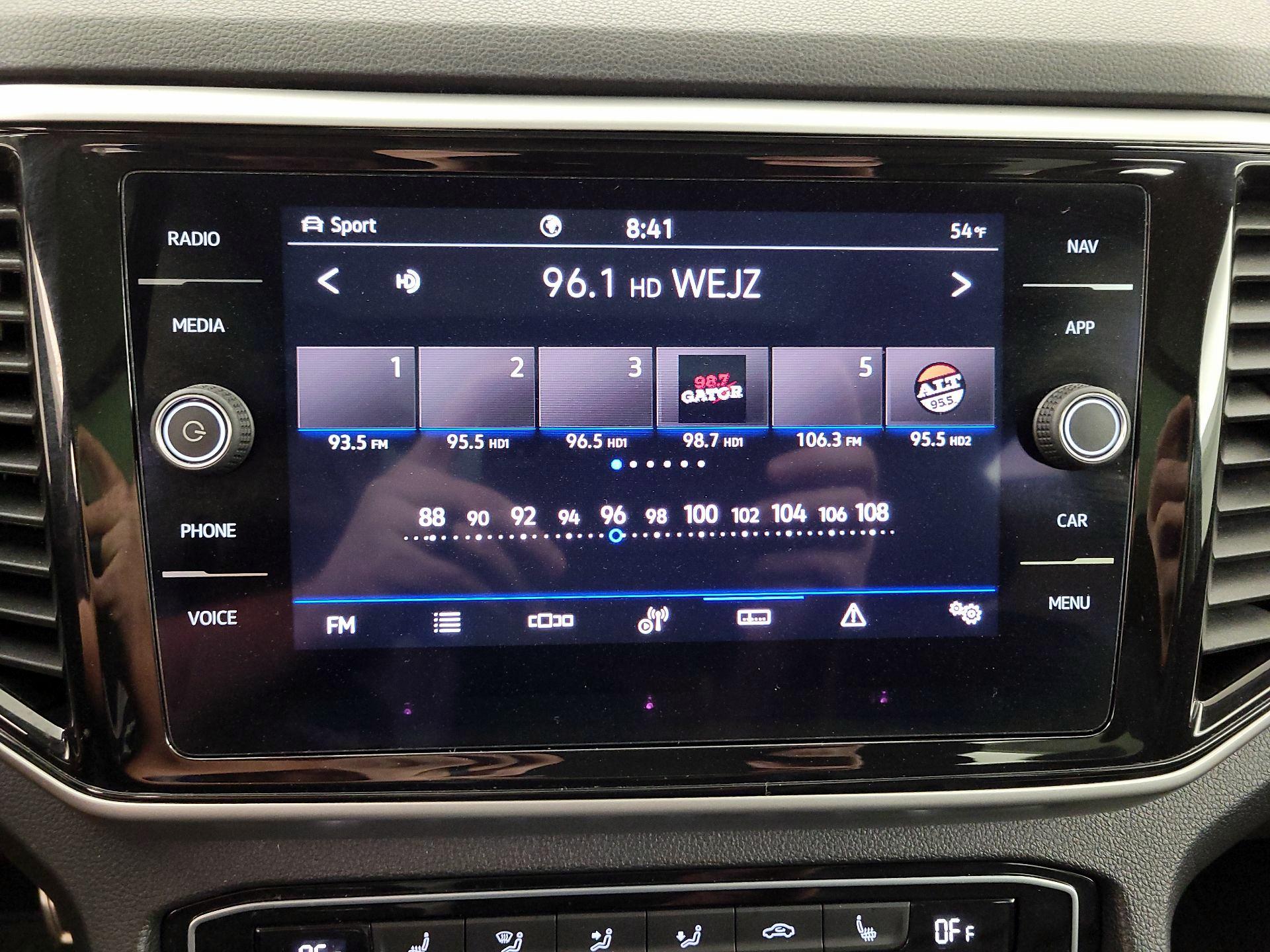 Thumbnail: 2022 Volkswagen Atlas - 15