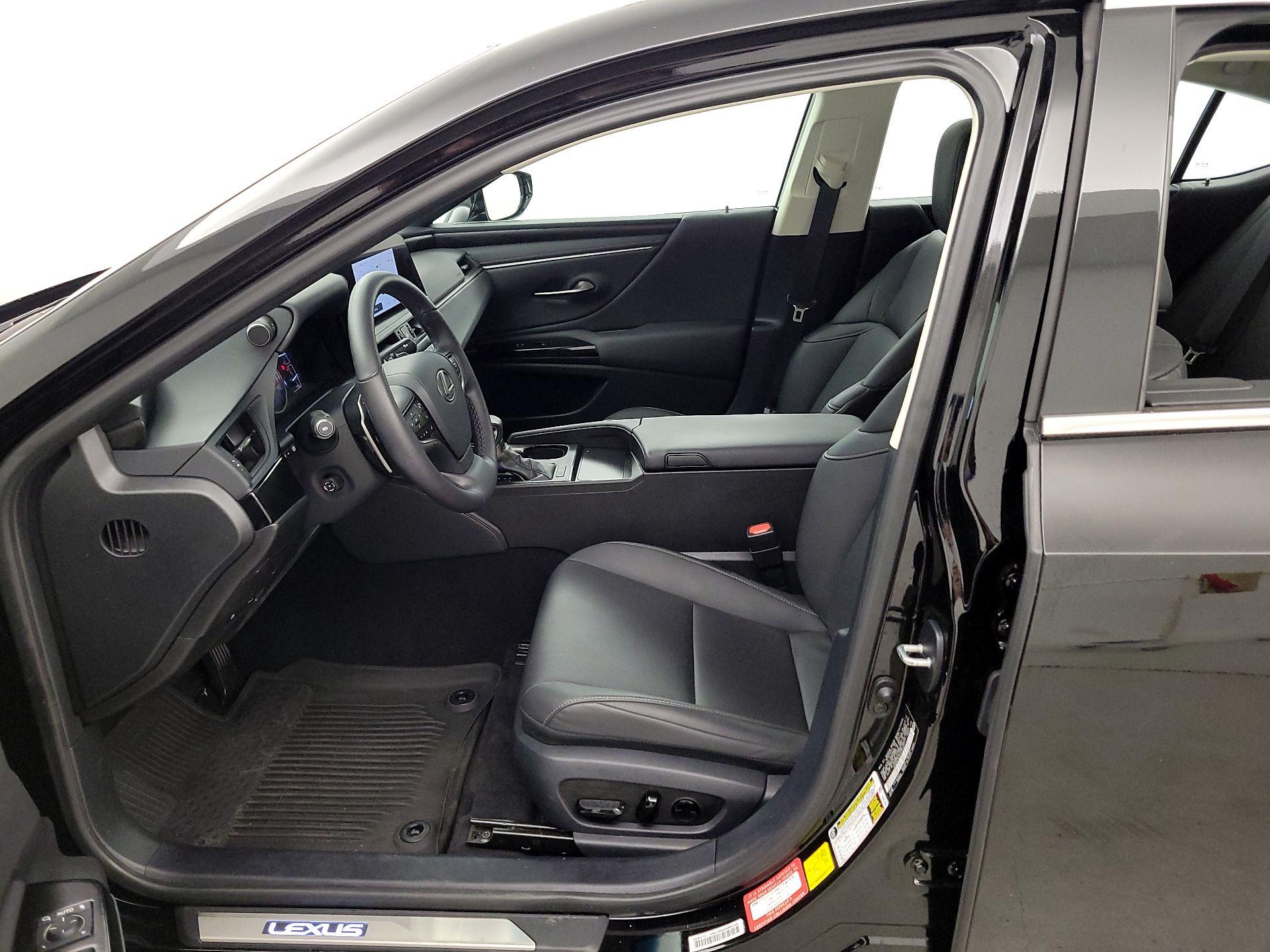 Thumbnail: 2024 Lexus ES - 11