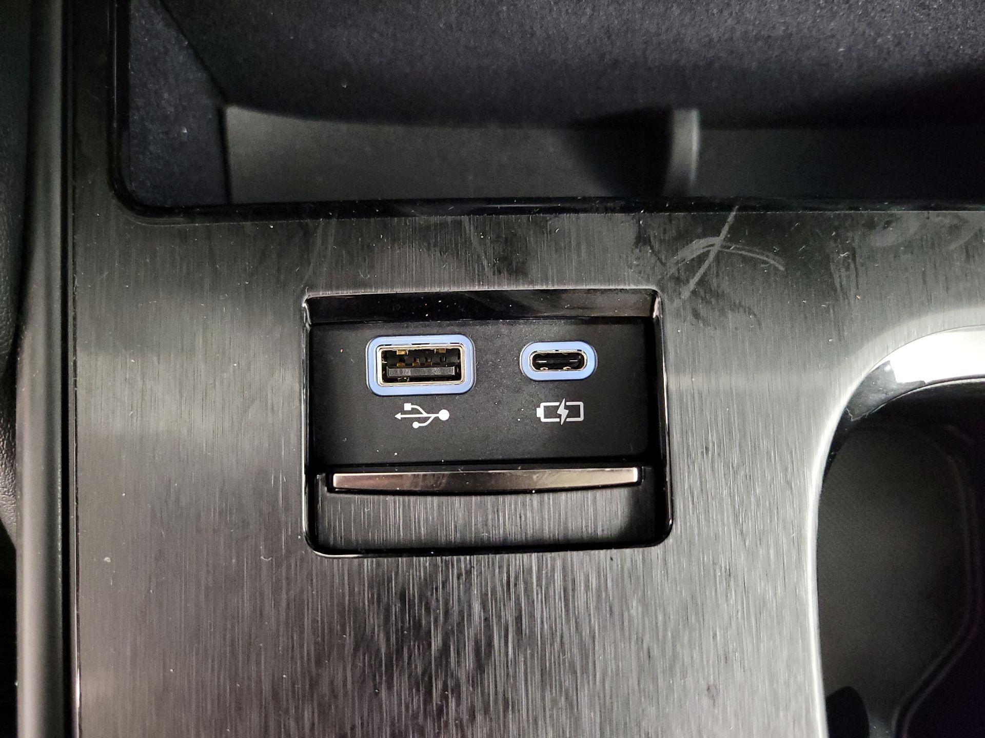 Thumbnail: 2024 Lexus ES - 18