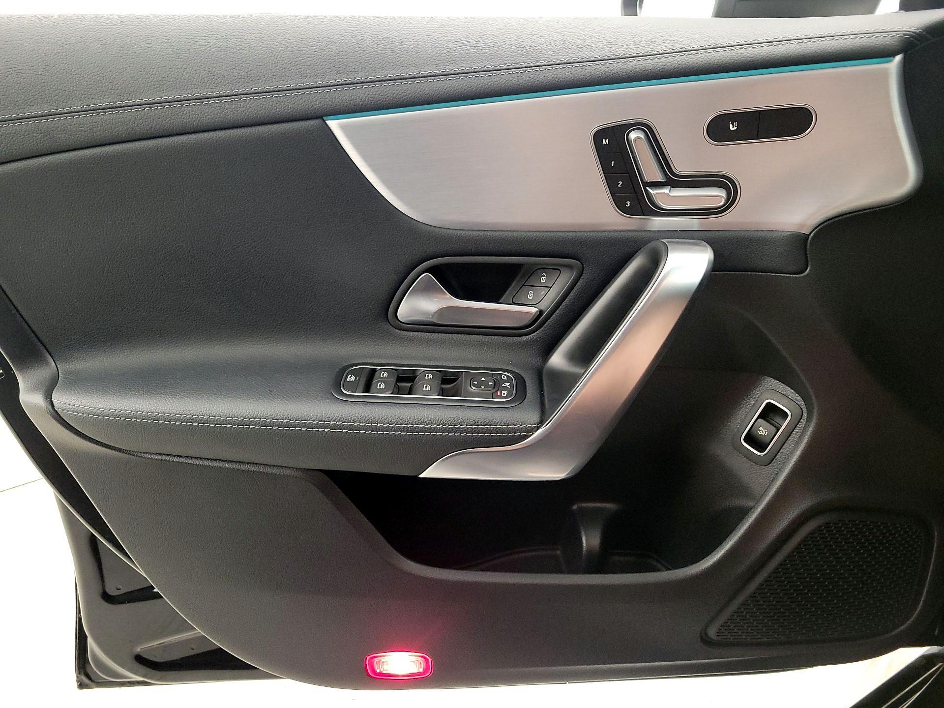 Thumbnail: 2021 Mercedes-Benz CLA - 12