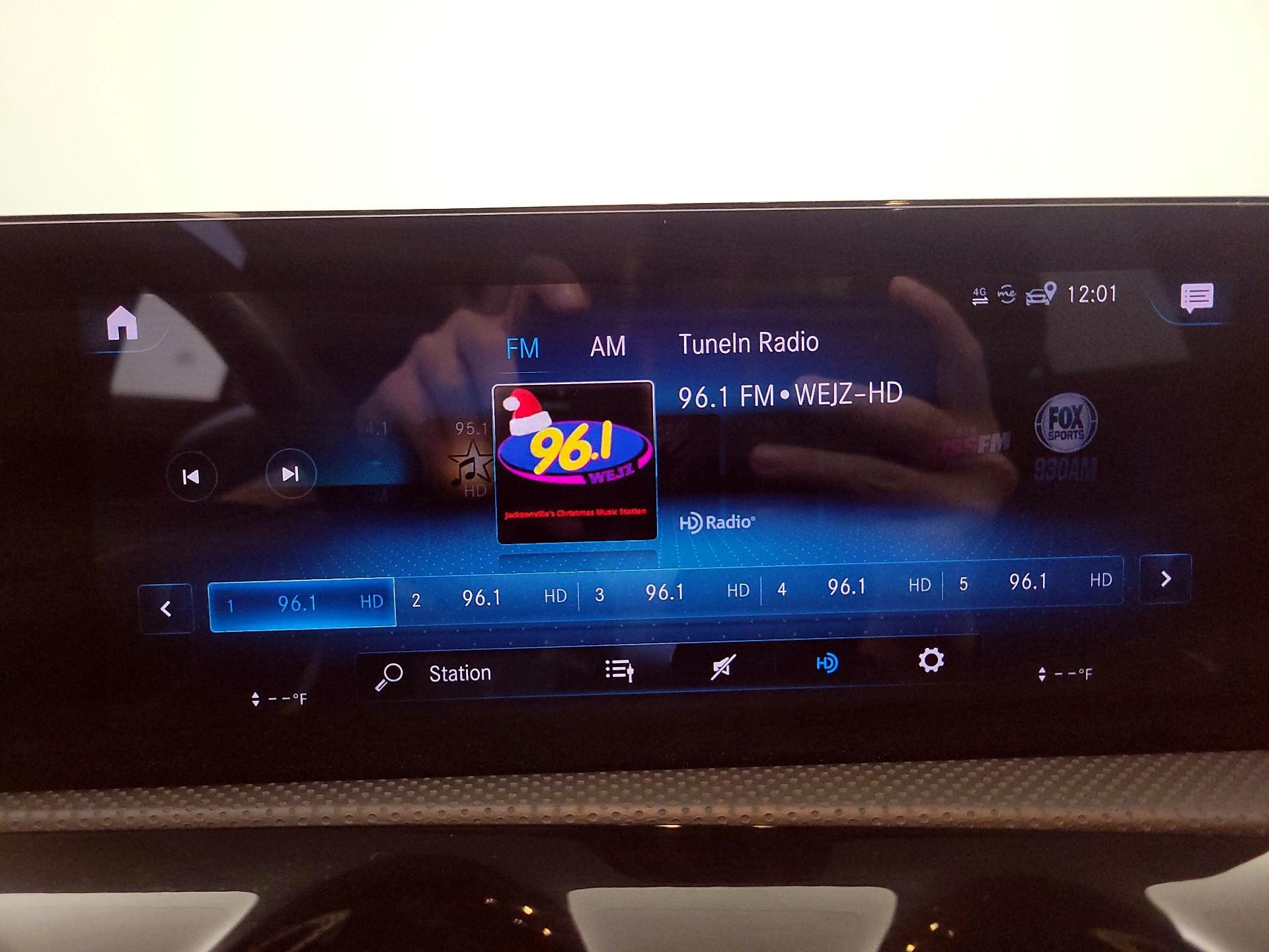 Thumbnail: 2021 Mercedes-Benz CLA - 15