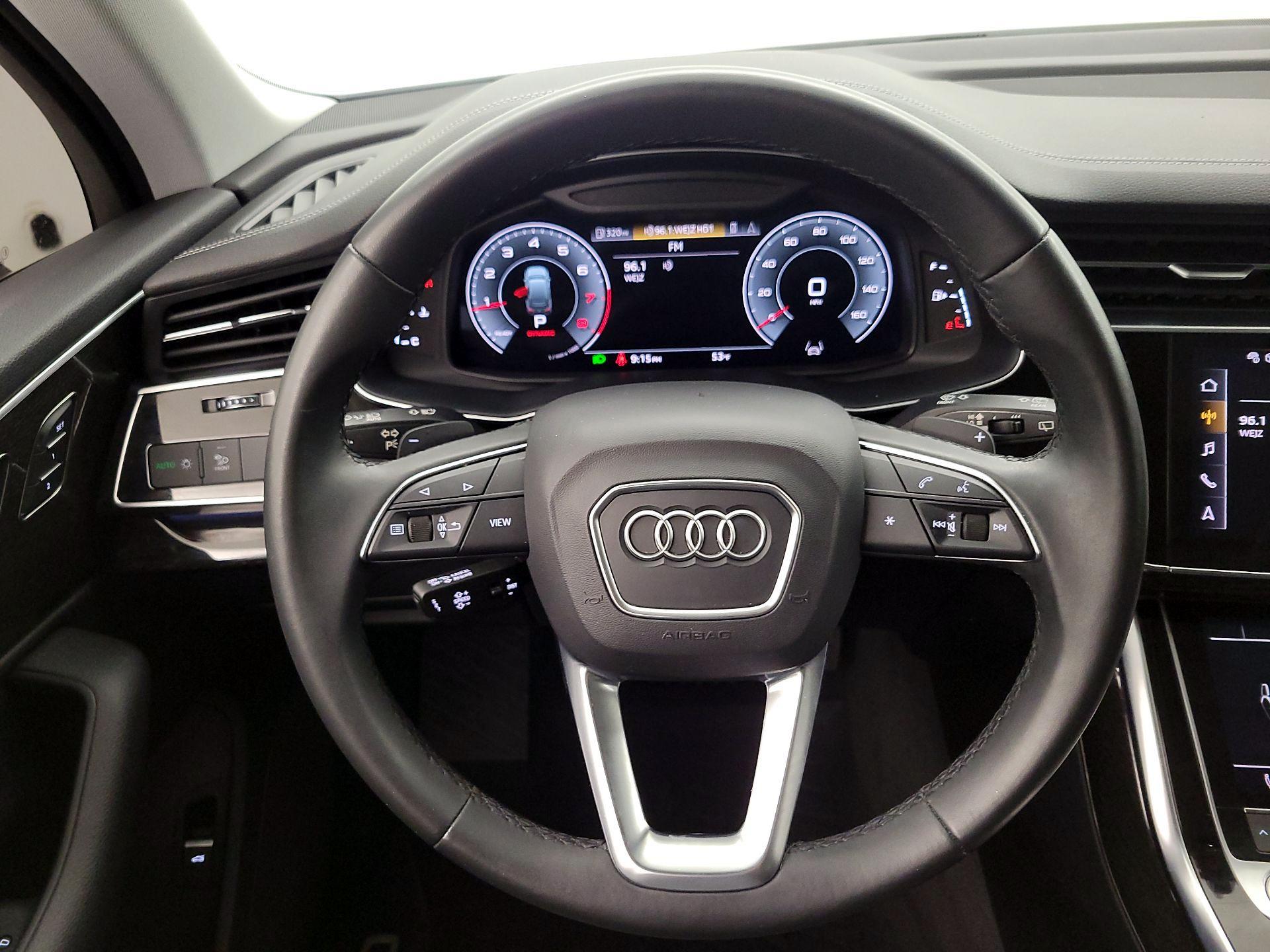 Thumbnail: 2023 Audi Q7 - 10