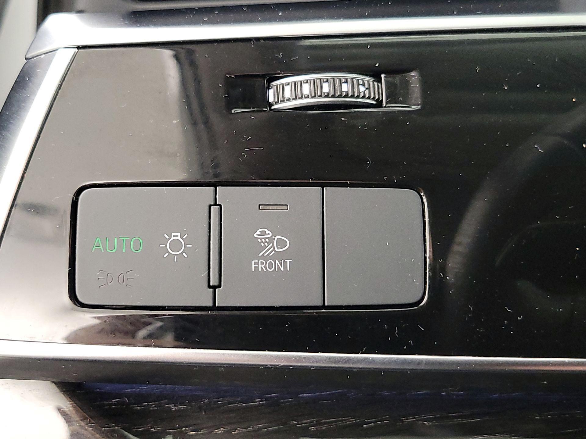 Thumbnail: 2023 Audi Q7 - 13