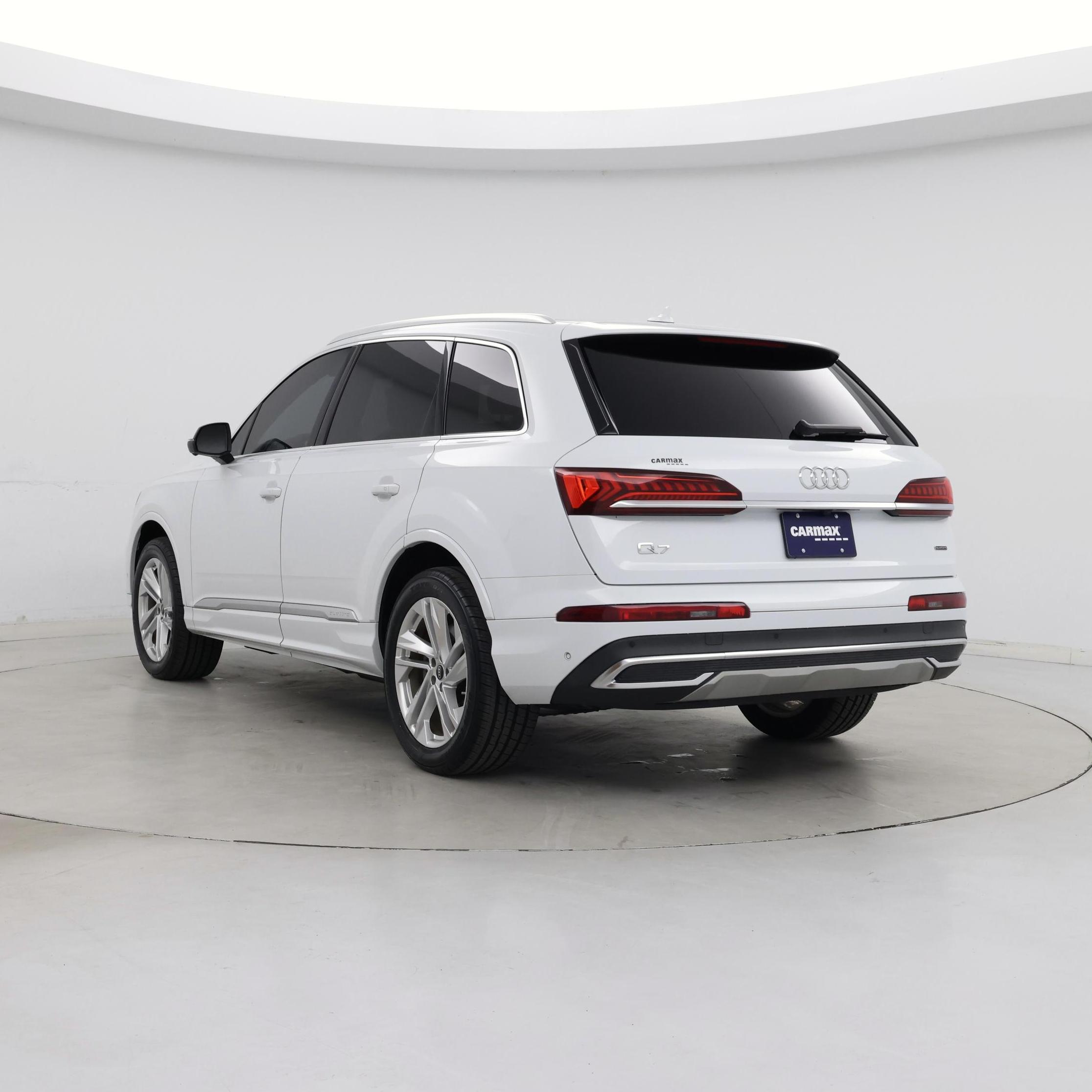 Thumbnail: 2023 Audi Q7 - 2