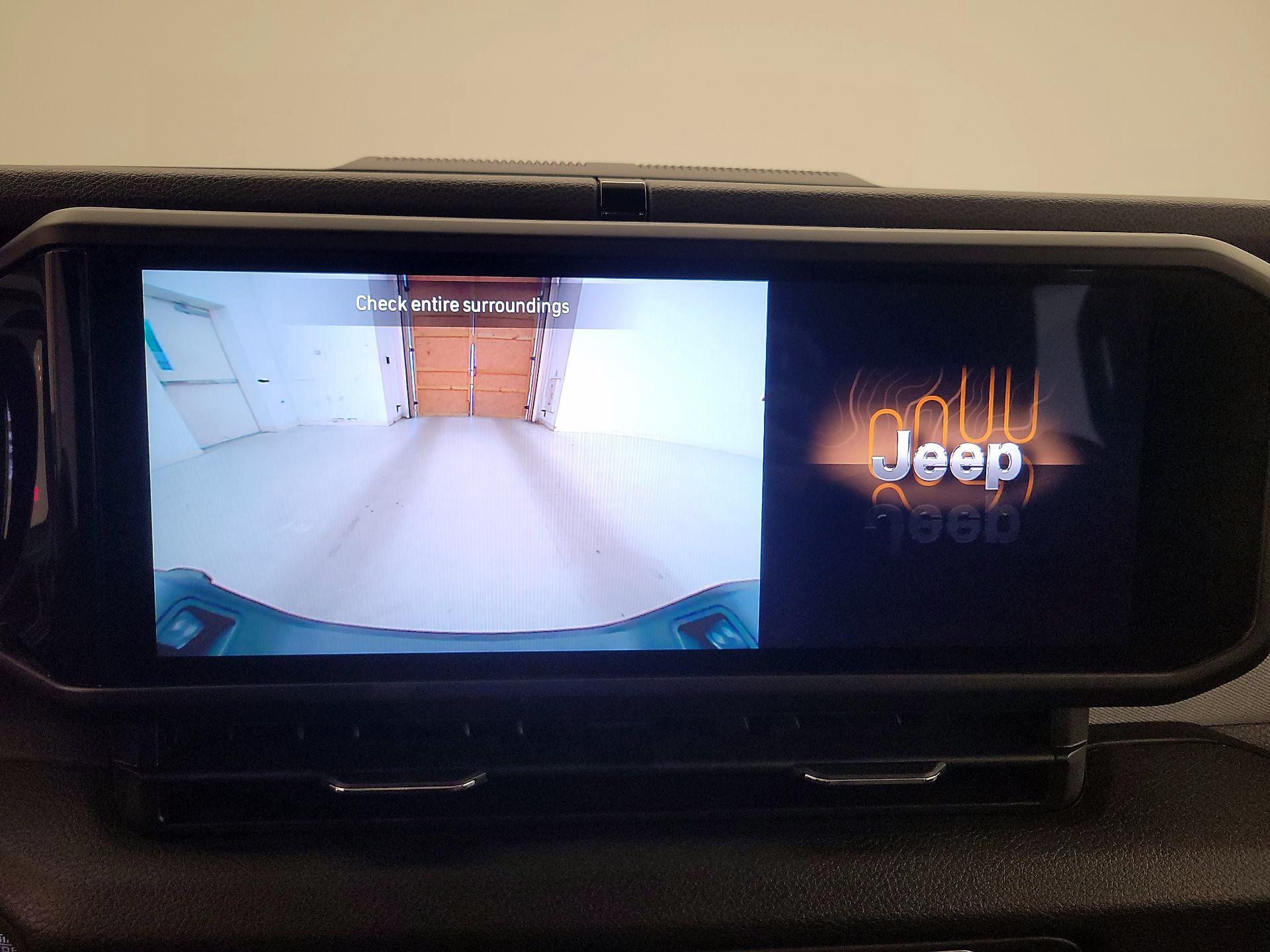 Thumbnail: 2024 Jeep Gladiator - 14